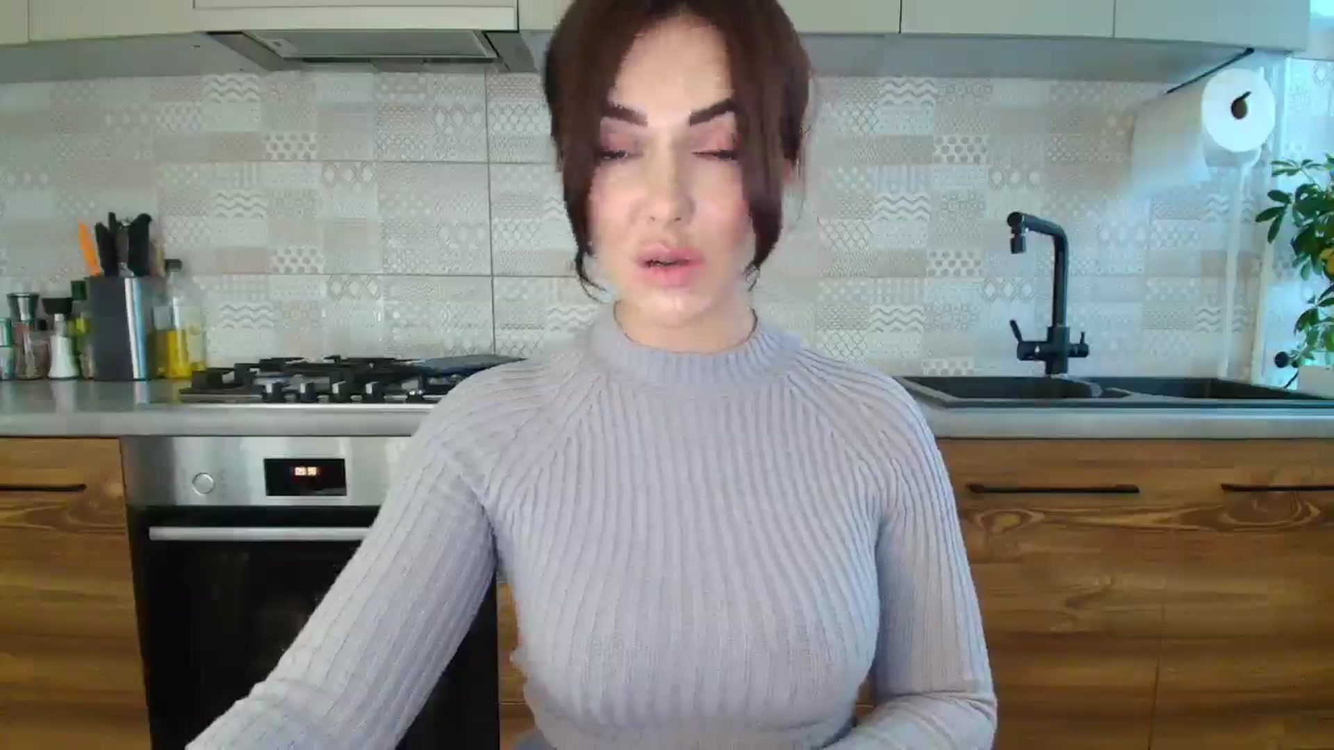 Gallery image thumbnail from MissNelly_'s myfreecams stream on, 10/23/2025, 14:48 image 15 of 20
