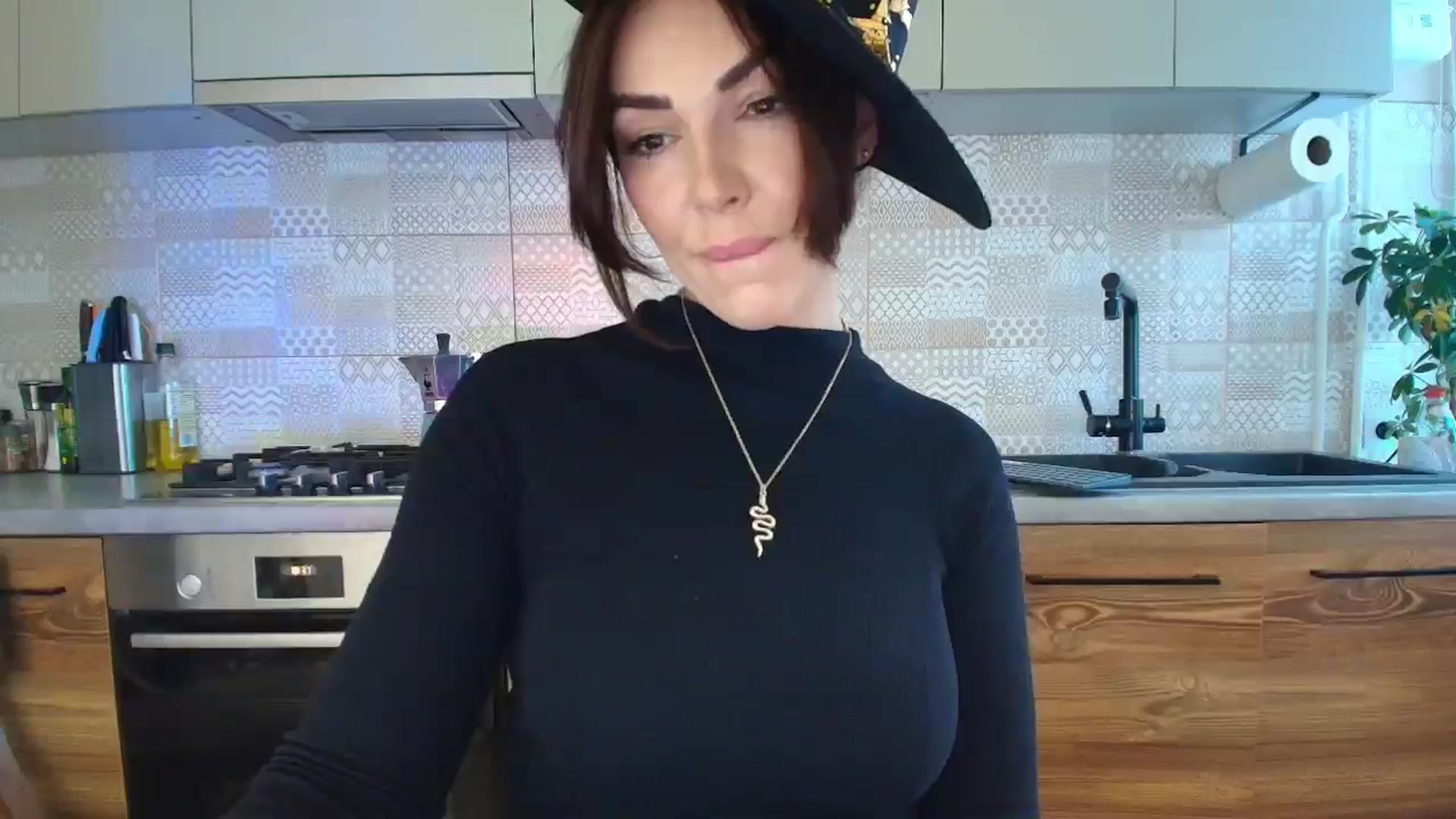 Gallery image thumbnail from MissNelly_'s myfreecams stream on, 10/30/2025, 12:32 image 4 of 20