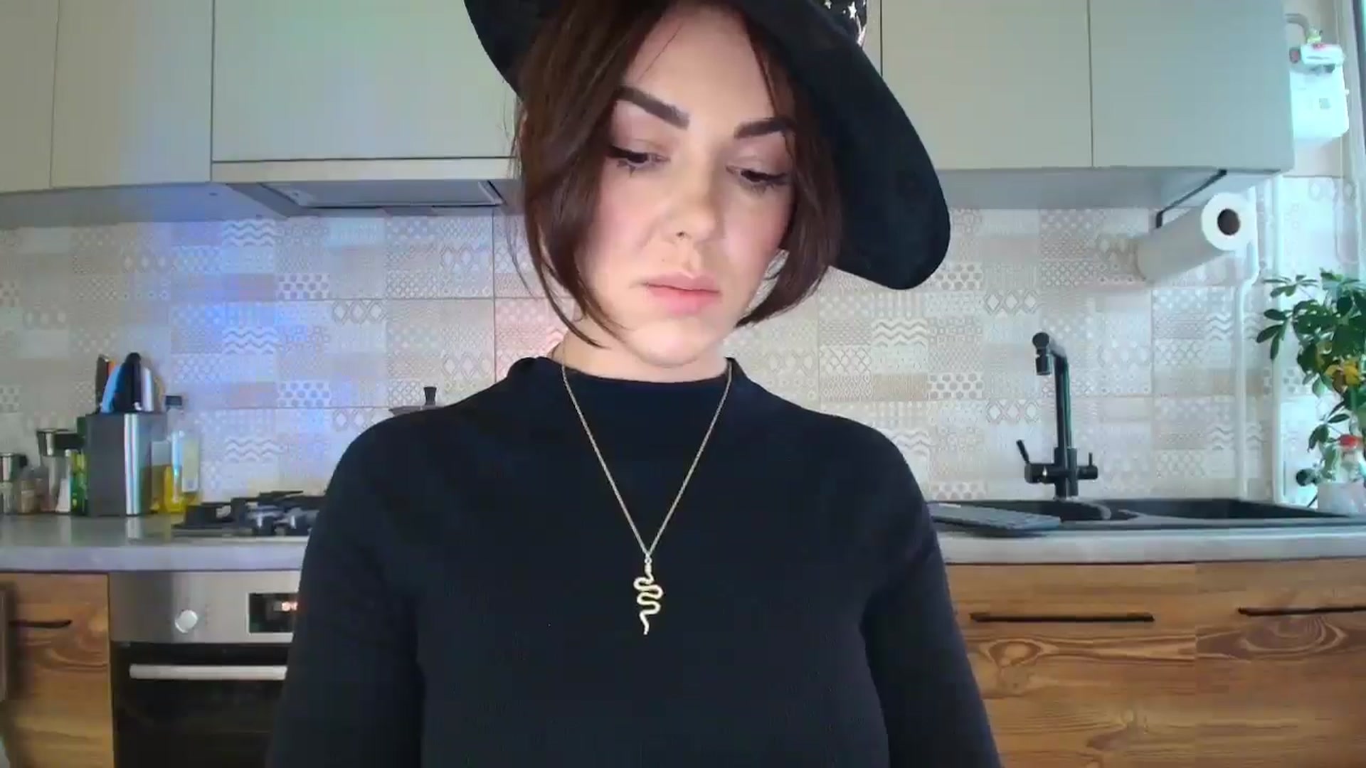 Gallery image thumbnail from MissNelly_'s myfreecams stream on, 10/30/2025, 13:18 image 17 of 20