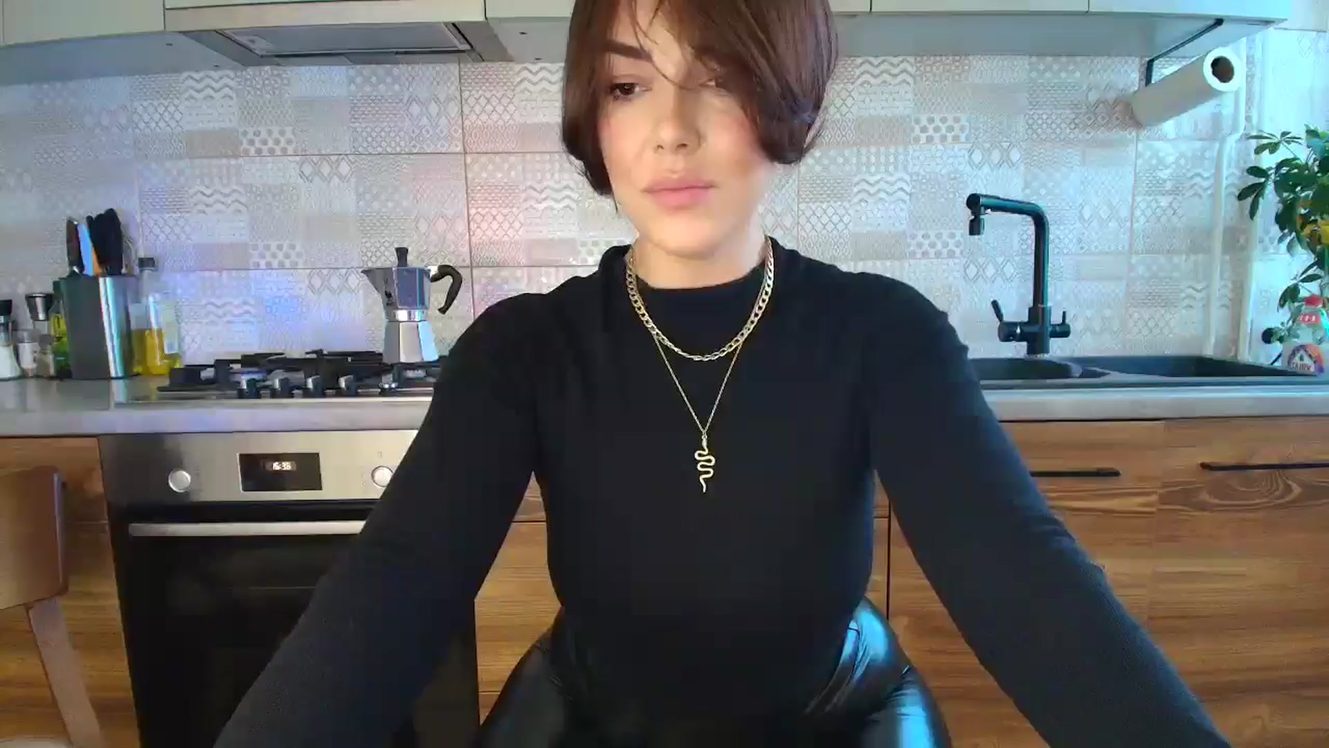 Gallery image thumbnail from MissNelly_'s myfreecams stream on, 10/31/2025, 16:44 image 1 of 20
