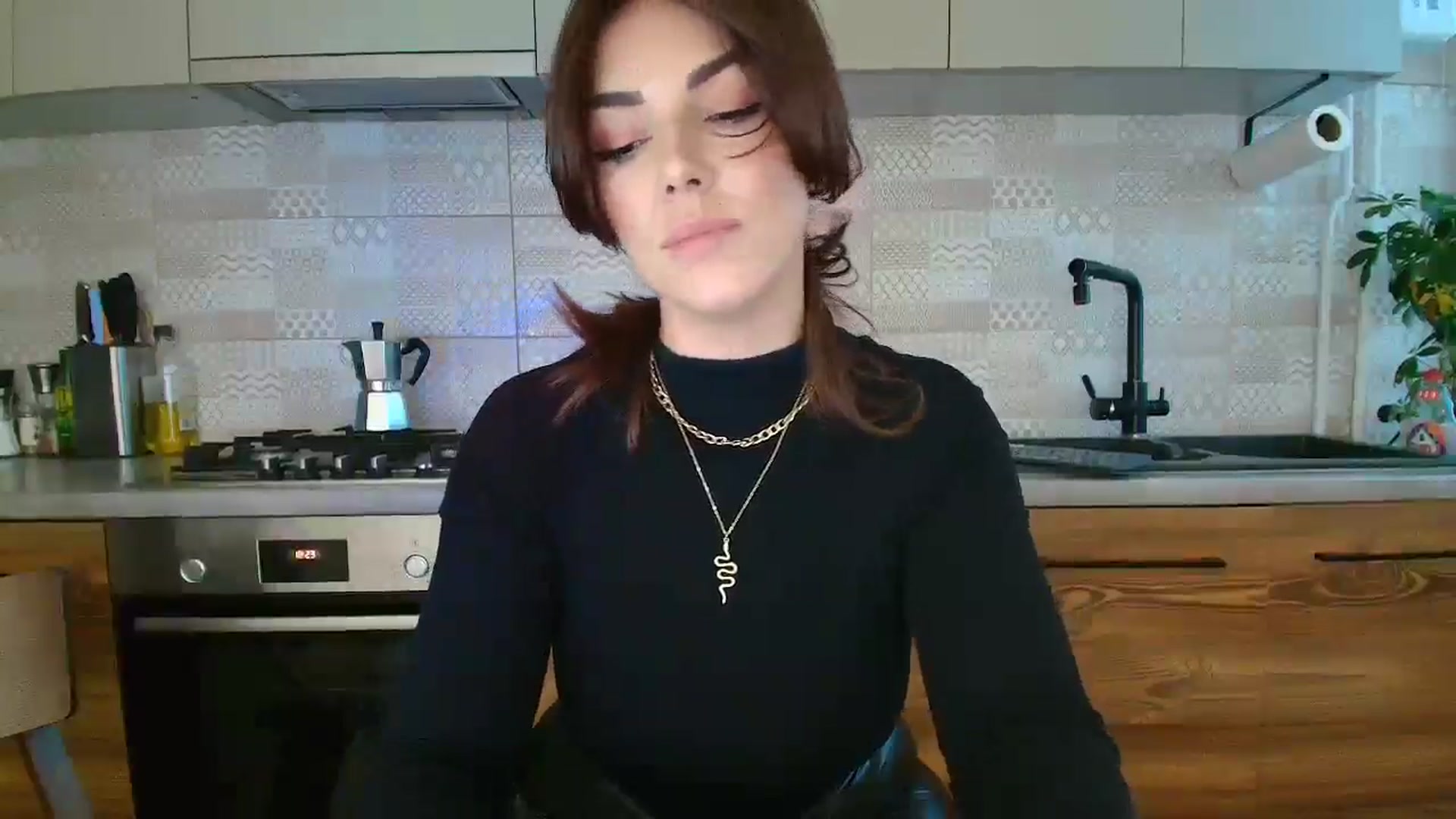 Gallery image thumbnail from MissNelly_'s myfreecams stream on, 10/31/2025, 16:44 image 10 of 20