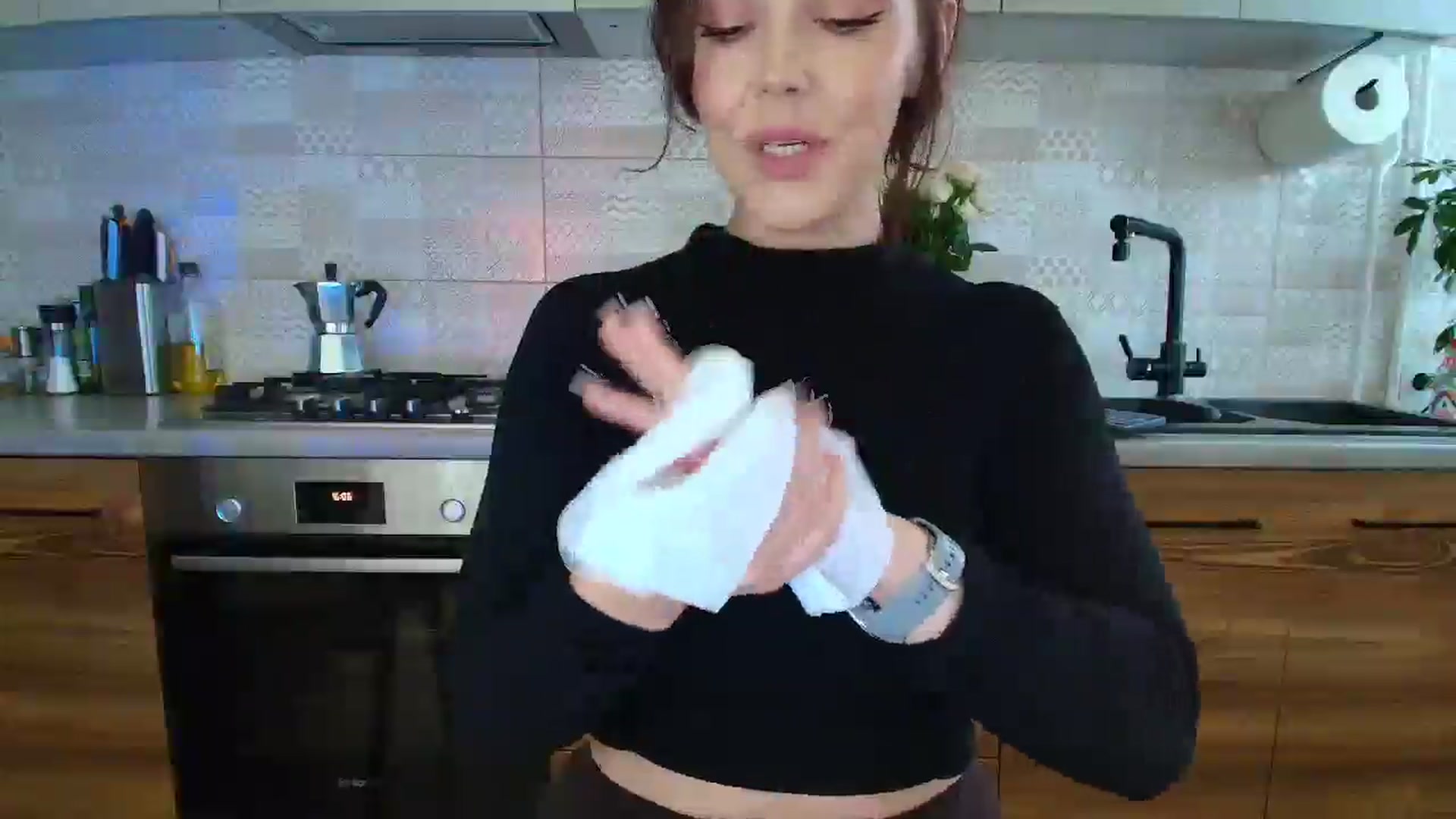 Gallery image thumbnail from MissNelly_'s myfreecams stream on, 11/03/2025, 12:52 image 15 of 20