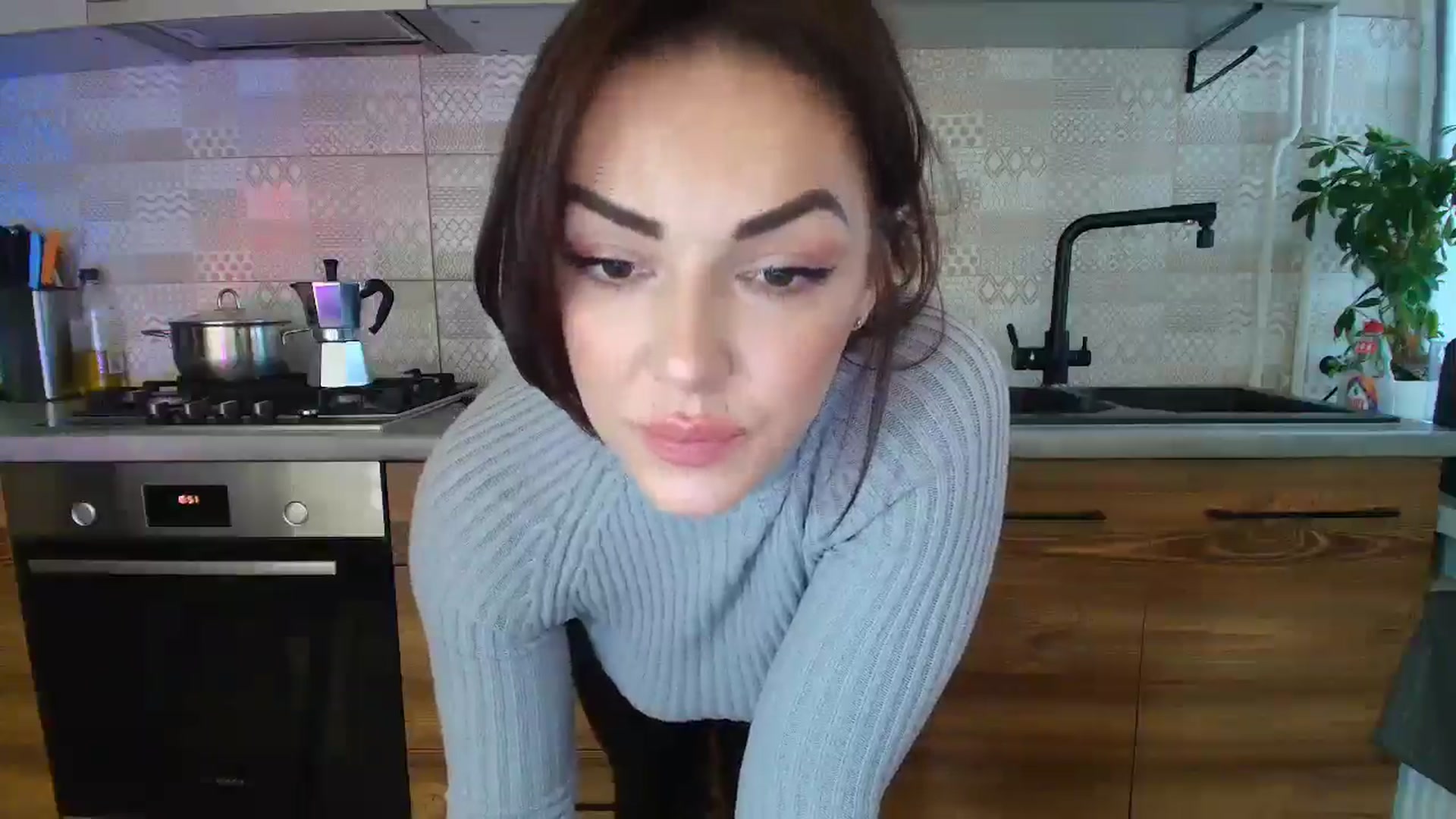 Gallery image thumbnail from MissNelly_'s myfreecams stream on, 11/12/2025, 12:38 image 3 of 20