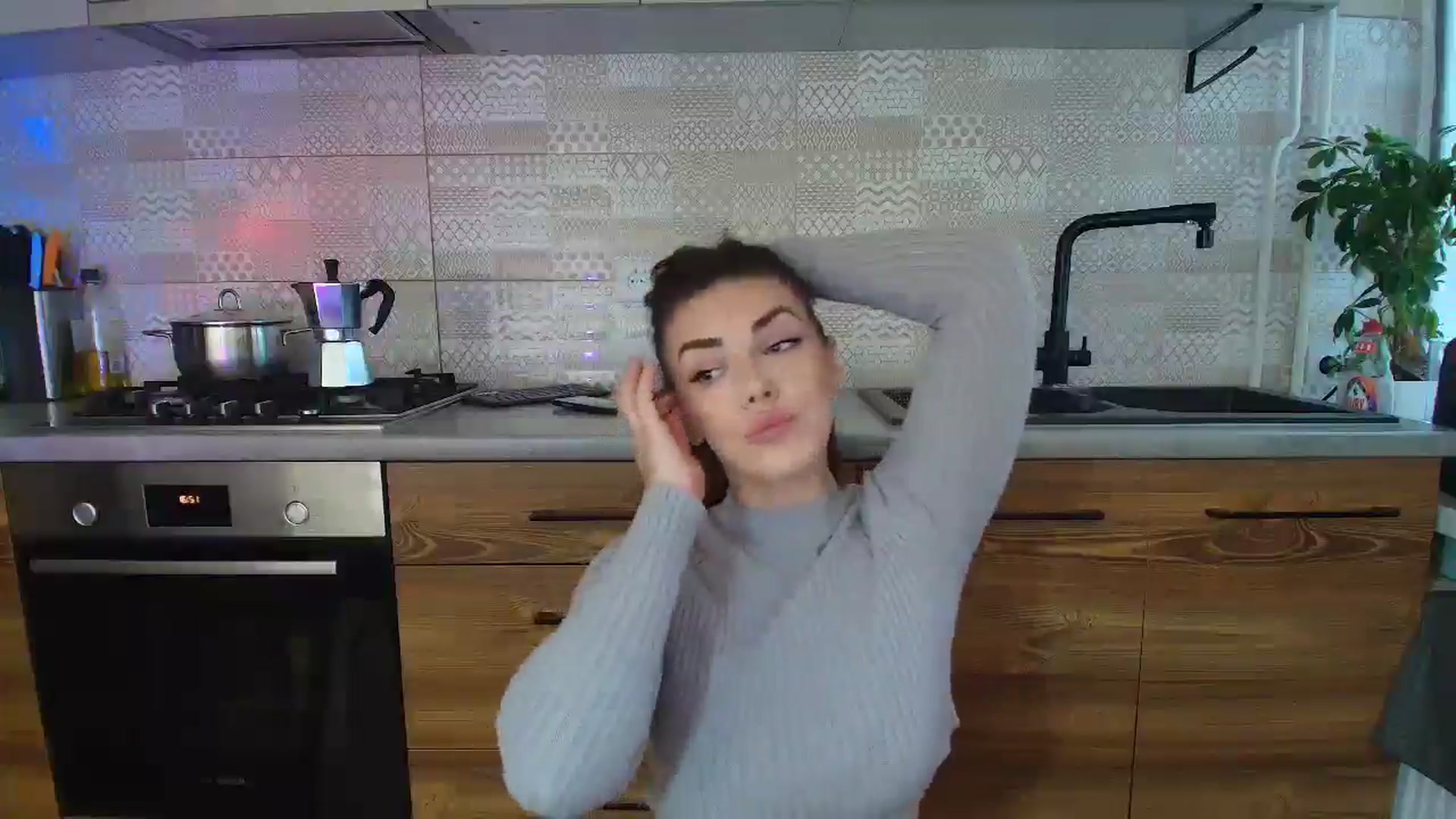 Gallery image thumbnail from MissNelly_'s myfreecams stream on, 11/12/2025, 12:38 image 4 of 20