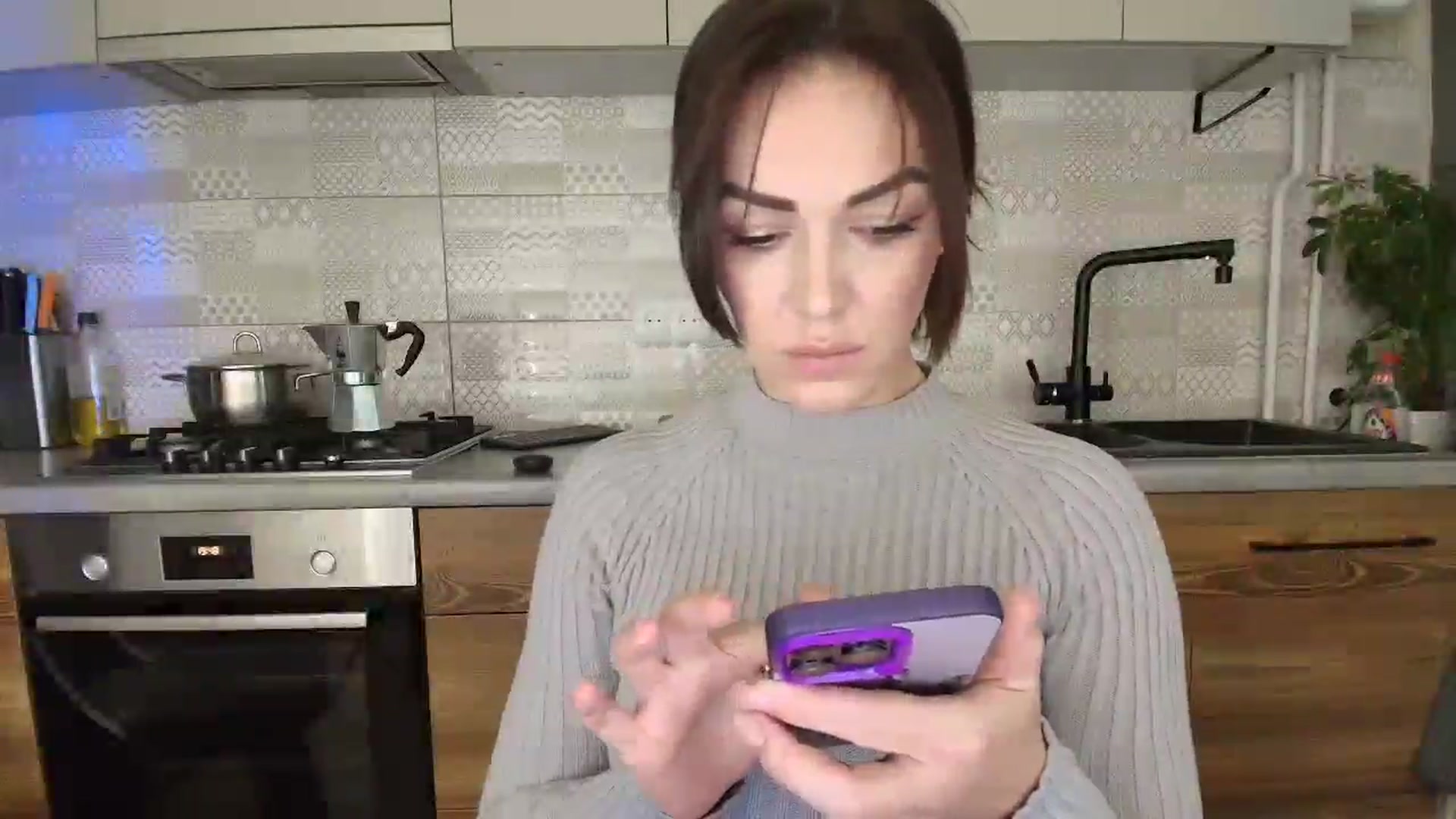 Gallery image thumbnail from MissNelly_'s myfreecams stream on, 11/12/2025, 15:47 image 6 of 20