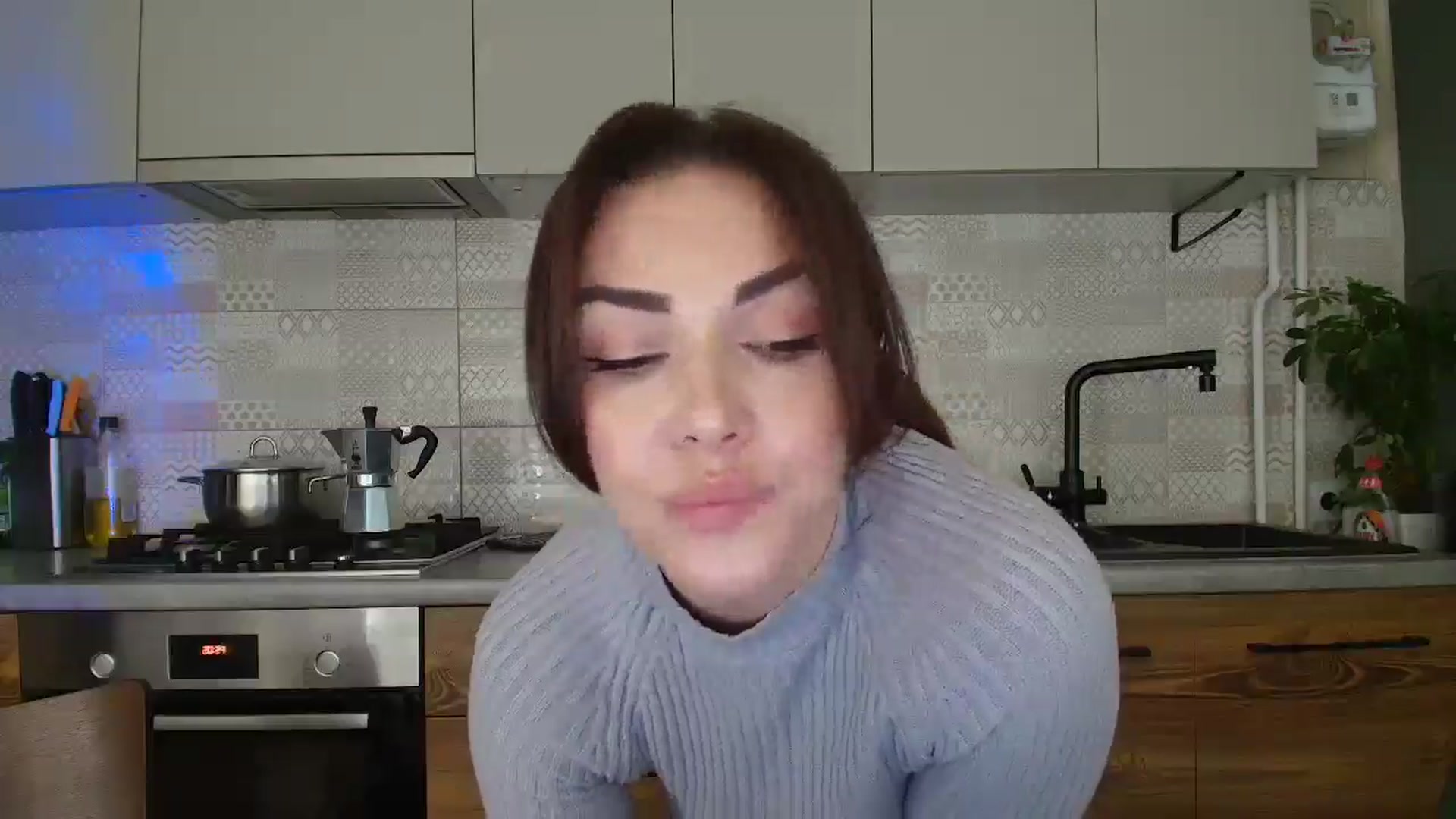 Gallery image thumbnail from MissNelly_'s myfreecams stream on, 11/12/2025, 17:05 image 2 of 20