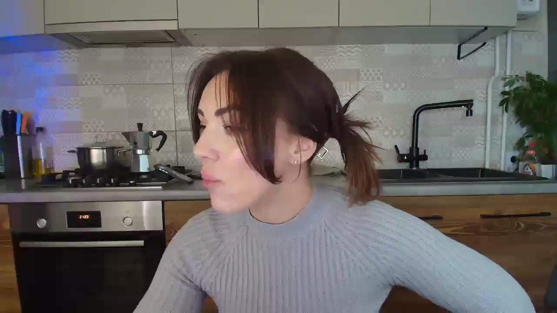 Gallery image thumbnail from MissNelly_'s myfreecams stream on, 11/12/2025, 17:05 image 20 of 20