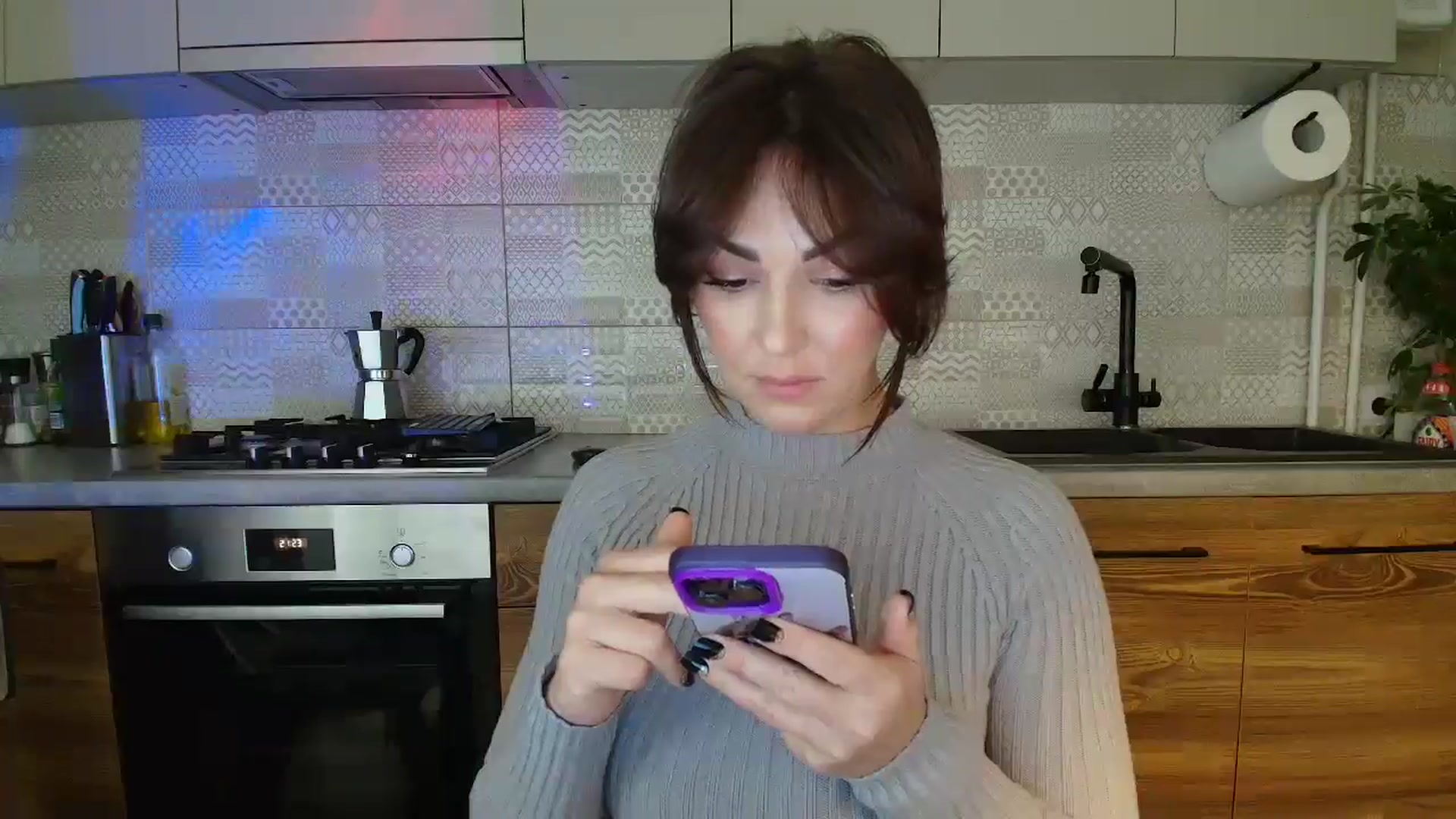 Gallery image thumbnail from MissNelly_'s myfreecams stream on, 11/15/2025, 17:30 image 7 of 20