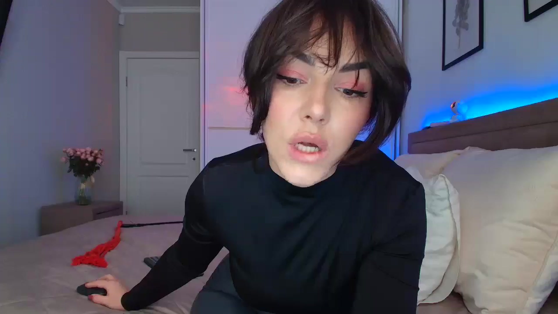 Gallery image thumbnail from MissNelly_'s myfreecams stream on, 11/23/2025, 12:34 image 15 of 20