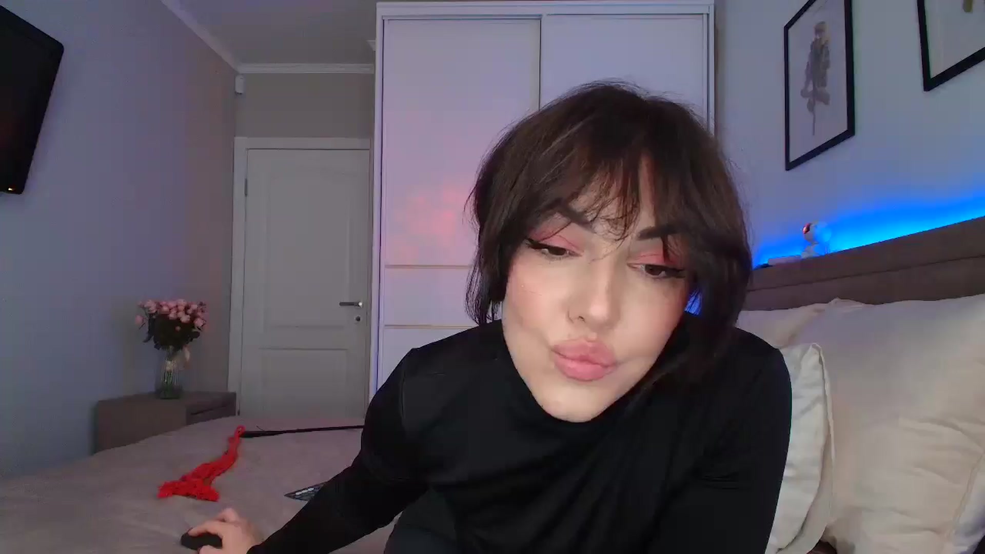 Gallery image thumbnail from MissNelly_'s myfreecams stream on, 11/23/2025, 12:34 image 4 of 20