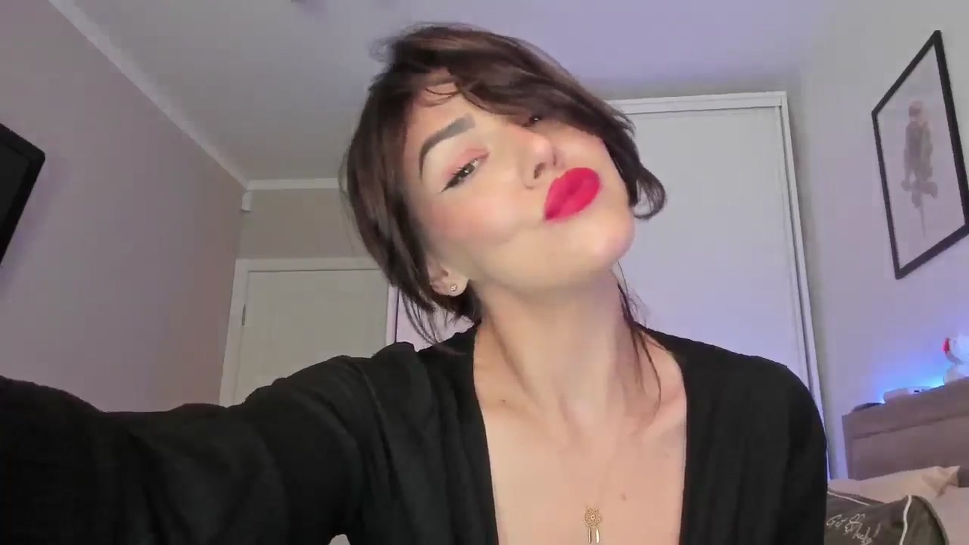 Gallery image thumbnail from MissNelly_'s myfreecams stream on, 11/29/2025, 18:00 image 18 of 20