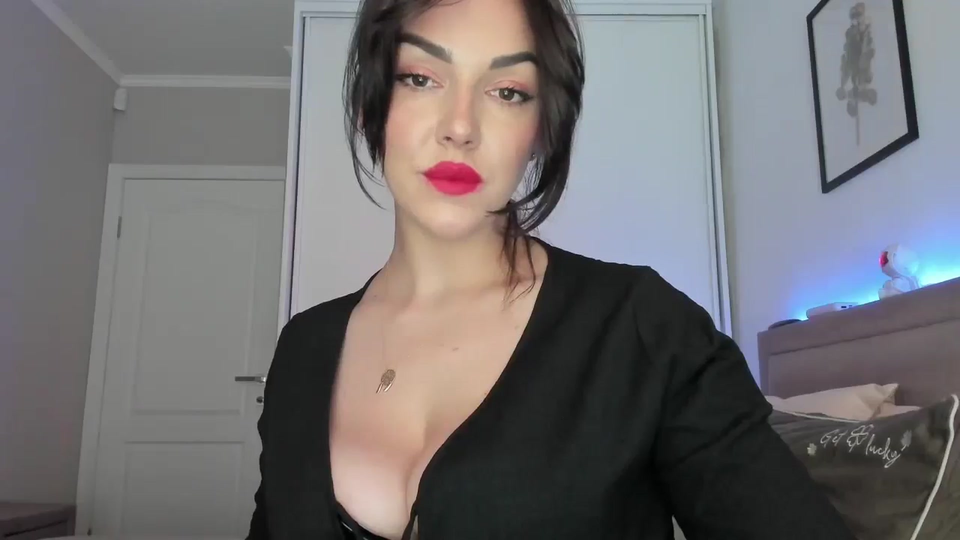 Gallery image thumbnail from MissNelly_'s myfreecams stream on, 11/29/2025, 18:00 image 20 of 20
