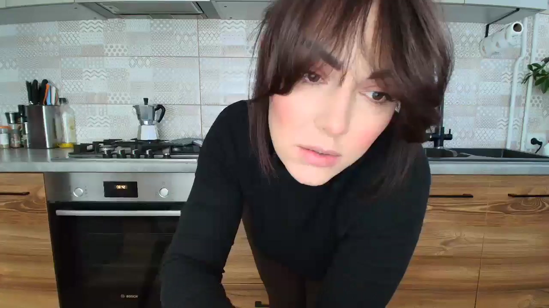 Gallery image thumbnail from MissNelly_'s myfreecams stream on, 12/08/2025, 13:13 image 13 of 20