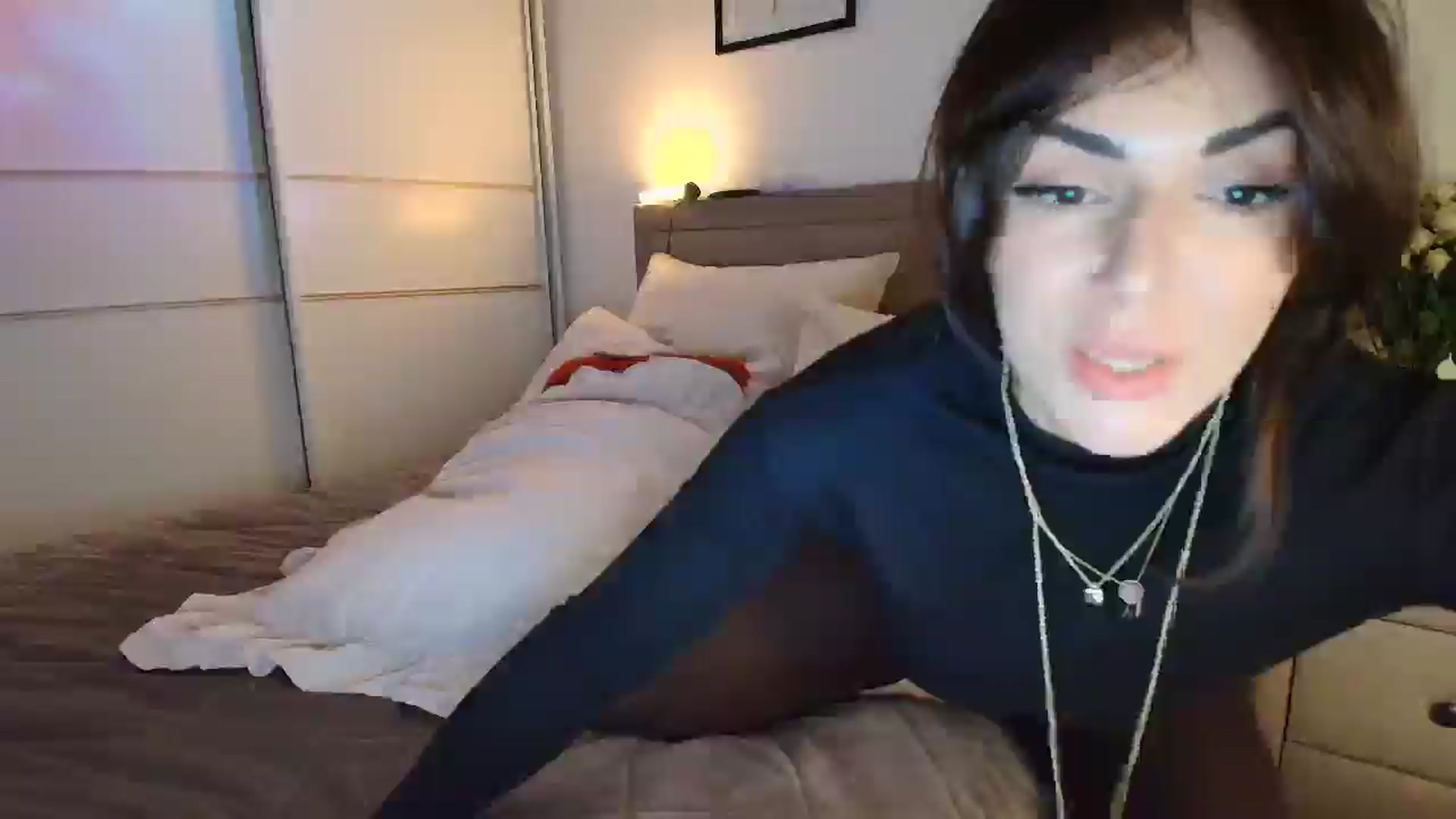Gallery image thumbnail from MissNelly_'s myfreecams stream on, 12/14/2025, 17:13 image 20 of 20
