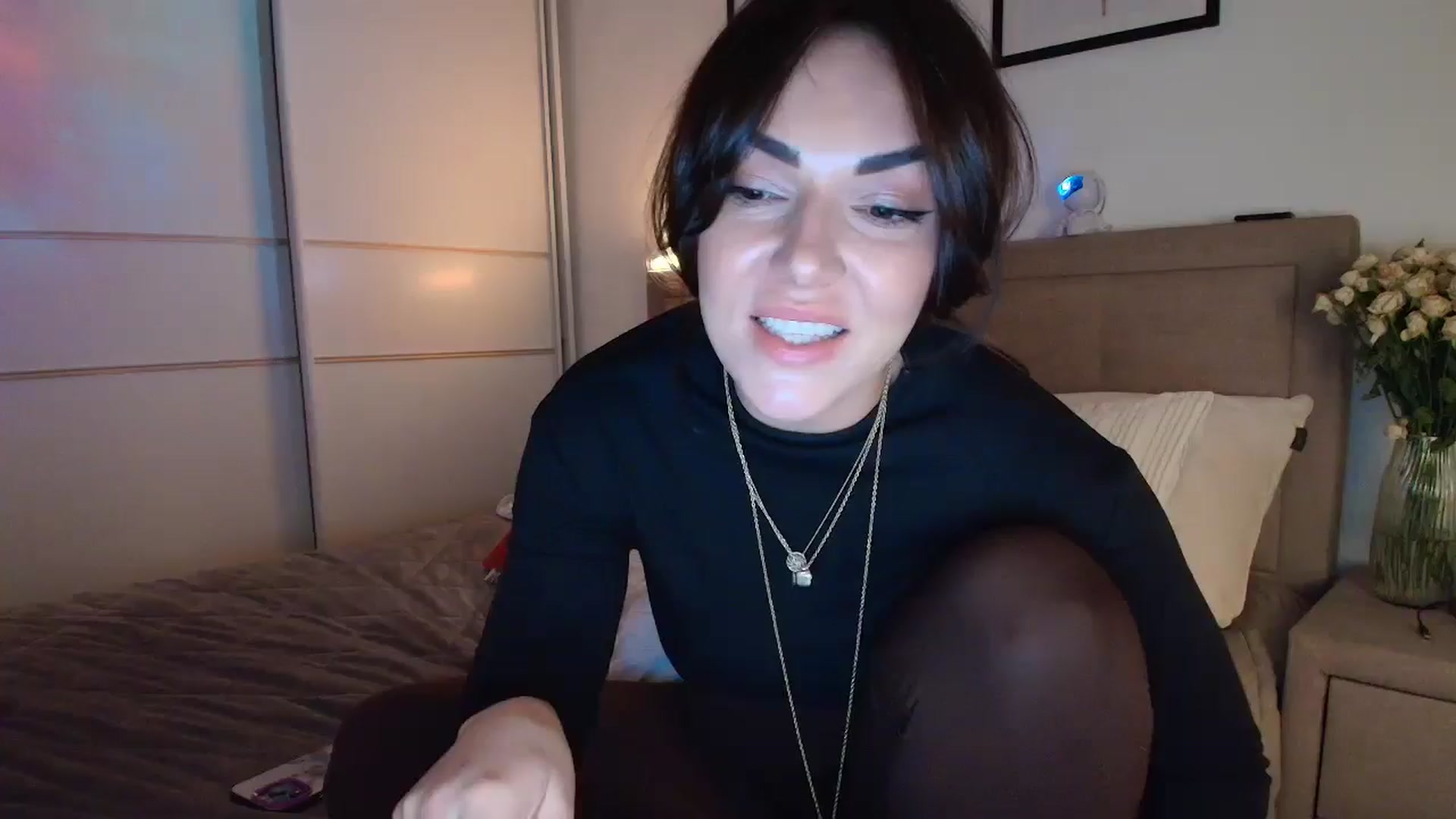 Gallery image thumbnail from MissNelly_'s myfreecams stream on, 12/14/2025, 19:21 image 8 of 20