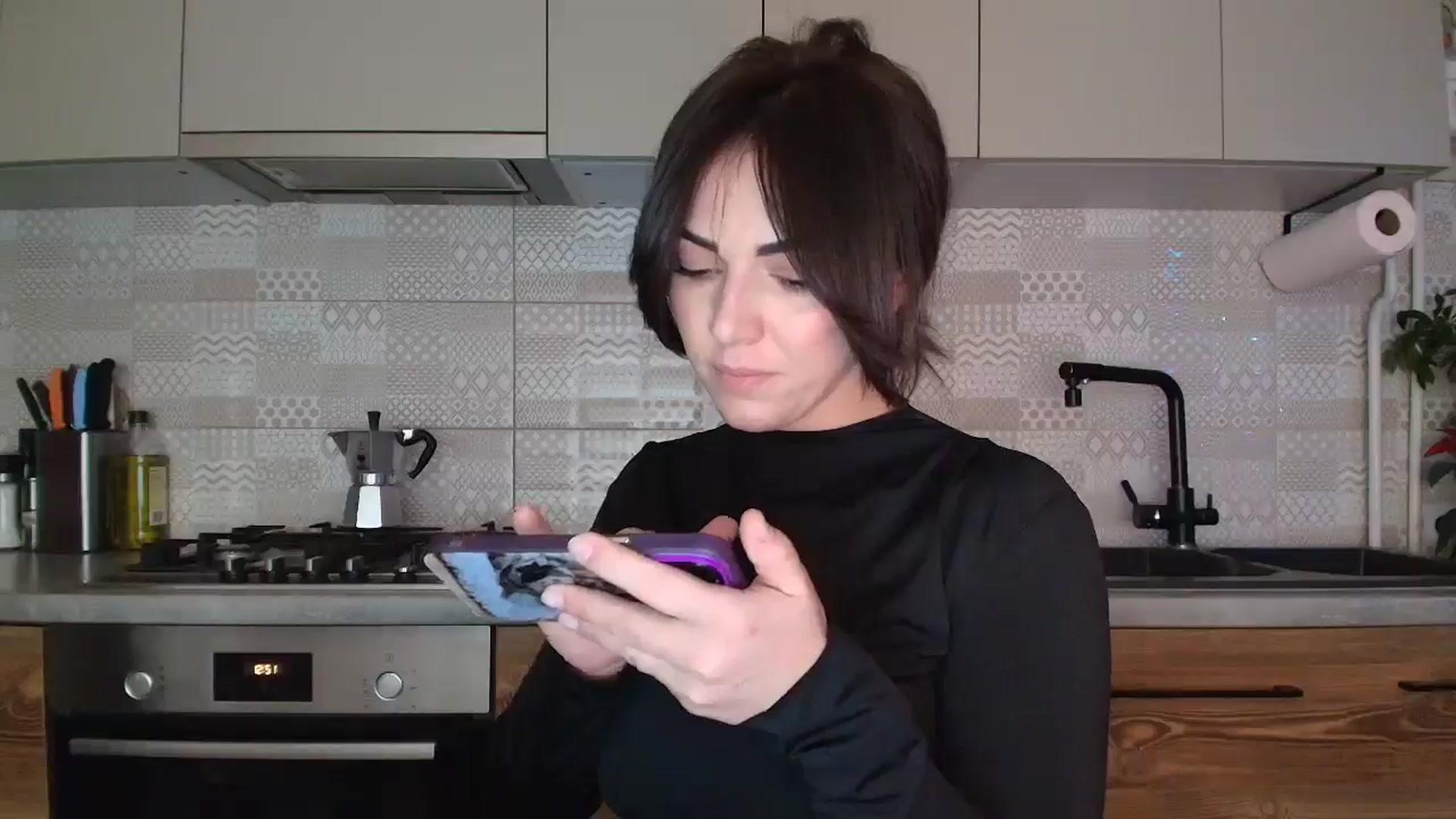 Gallery image thumbnail from MissNelly_'s myfreecams stream on, 12/30/2025, 16:20 image 14 of 20