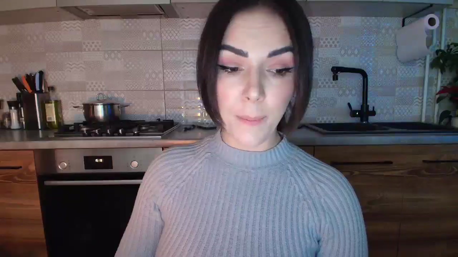 Gallery image thumbnail from MissNelly_'s myfreecams stream on, 12/31/2025, 17:41 image 16 of 20