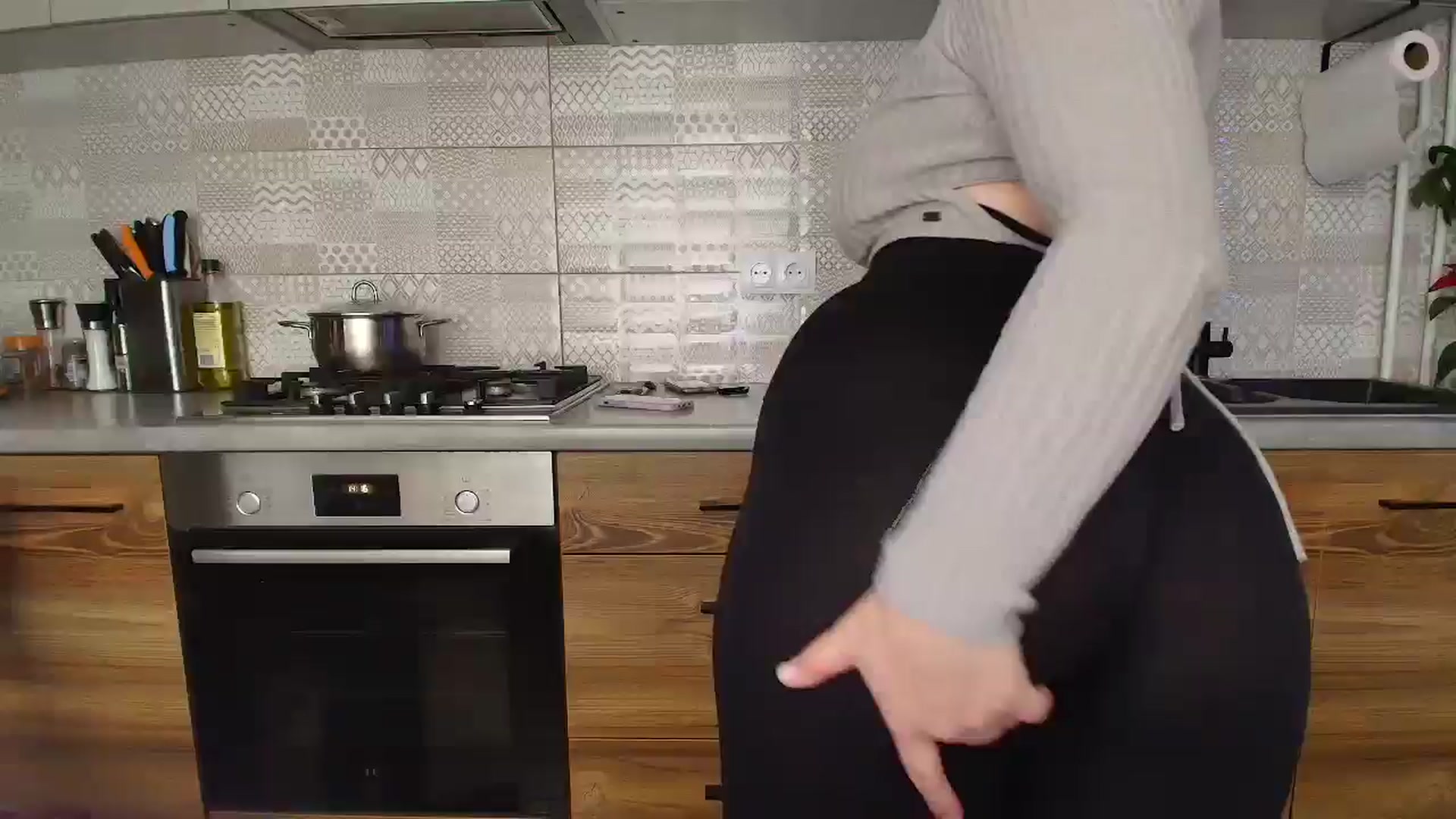 Gallery image thumbnail from MissNelly_'s myfreecams stream on, 12/31/2025, 17:41 image 4 of 20