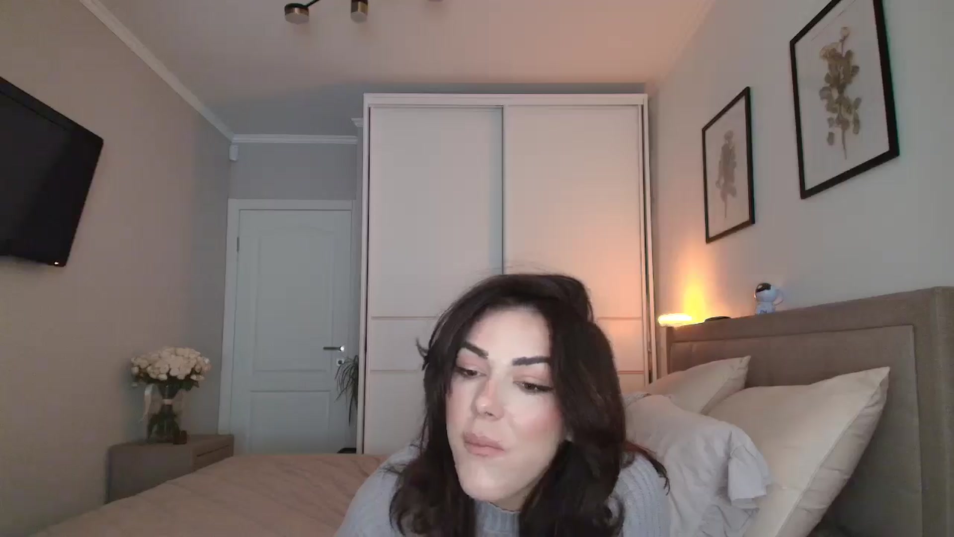 Gallery image thumbnail from MissNelly_'s myfreecams stream on, 01/07/2026, 15:45 image 3 of 20