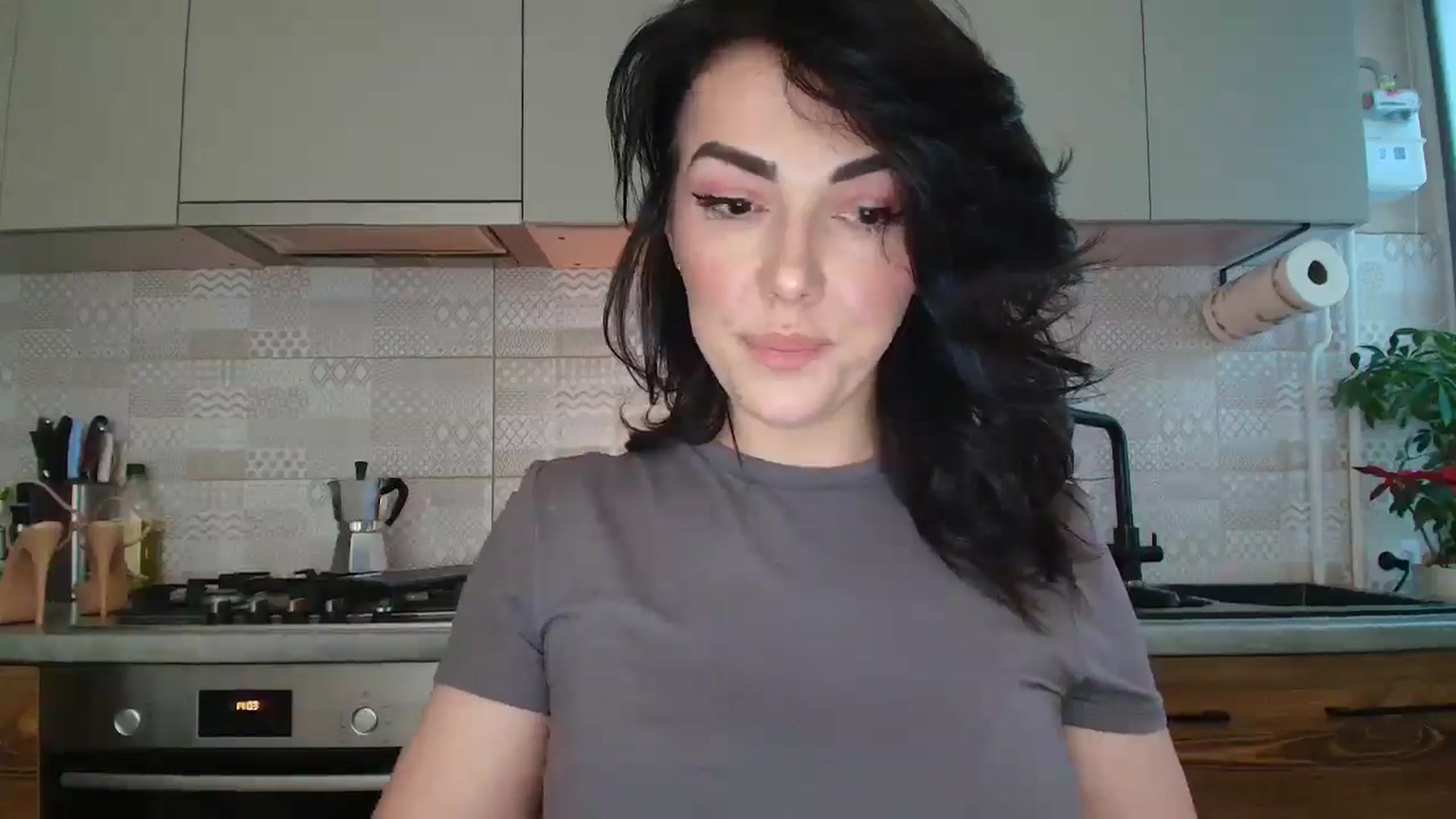 Gallery image thumbnail from MissNelly_'s myfreecams stream on, 01/11/2026, 14:38 image 5 of 20