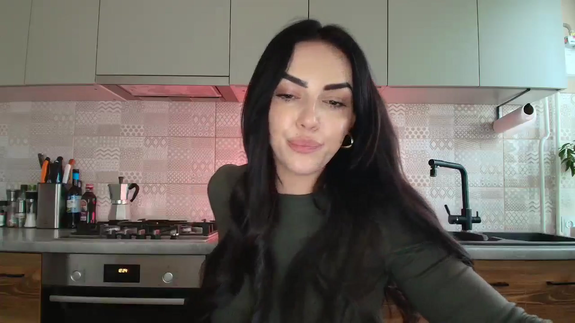 Gallery image thumbnail from MissNelly_'s myfreecams stream on, 04/19/2026, 16:26 image 7 of 20