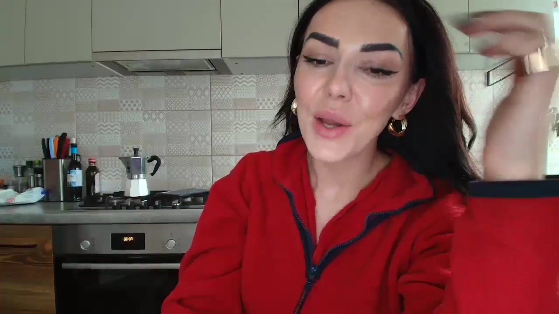 Gallery image thumbnail from MissNelly_'s myfreecams stream on, 04/30/2026, 15:00 image 11 of 20