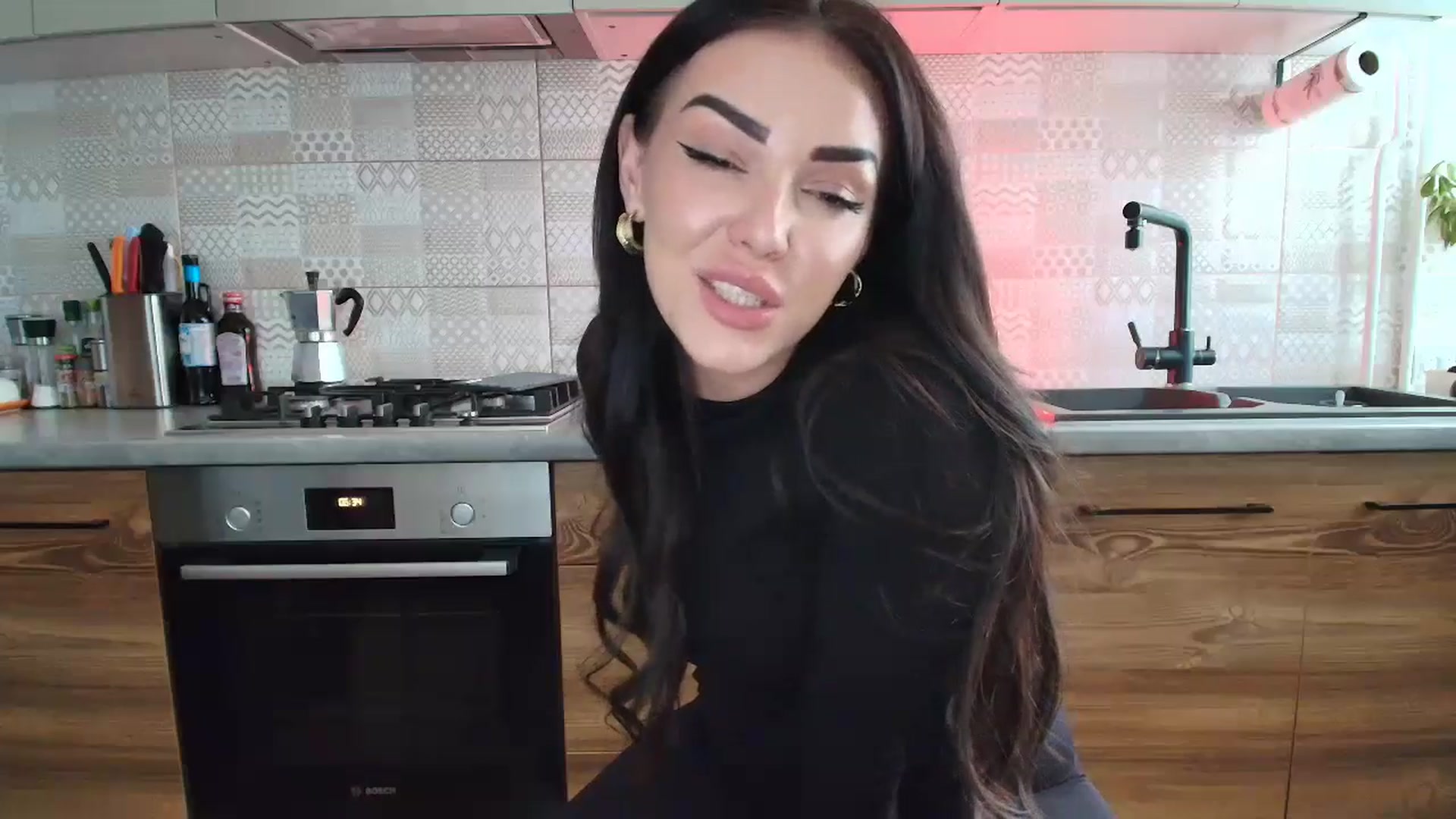 Gallery image thumbnail from MissNelly_'s myfreecams stream on, 05/09/2026, 16:40 image 6 of 20