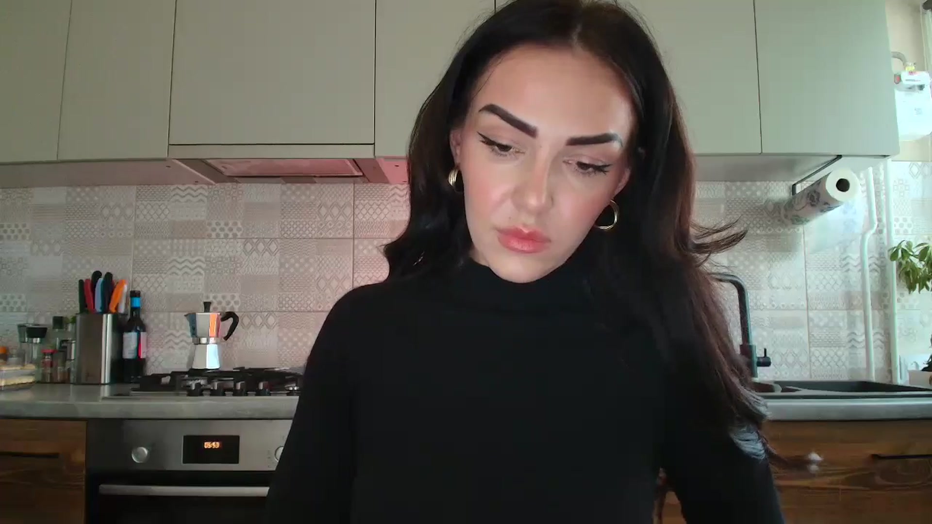 Gallery image thumbnail from MissNelly_'s myfreecams stream on, 05/10/2026, 14:01 image 12 of 20