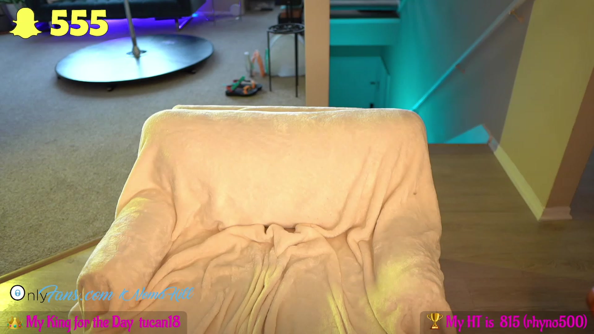 Gallery image thumbnail from MissNomaFrog's myfreecams stream on, 05/31/2023, 24:12 image 14 of 20