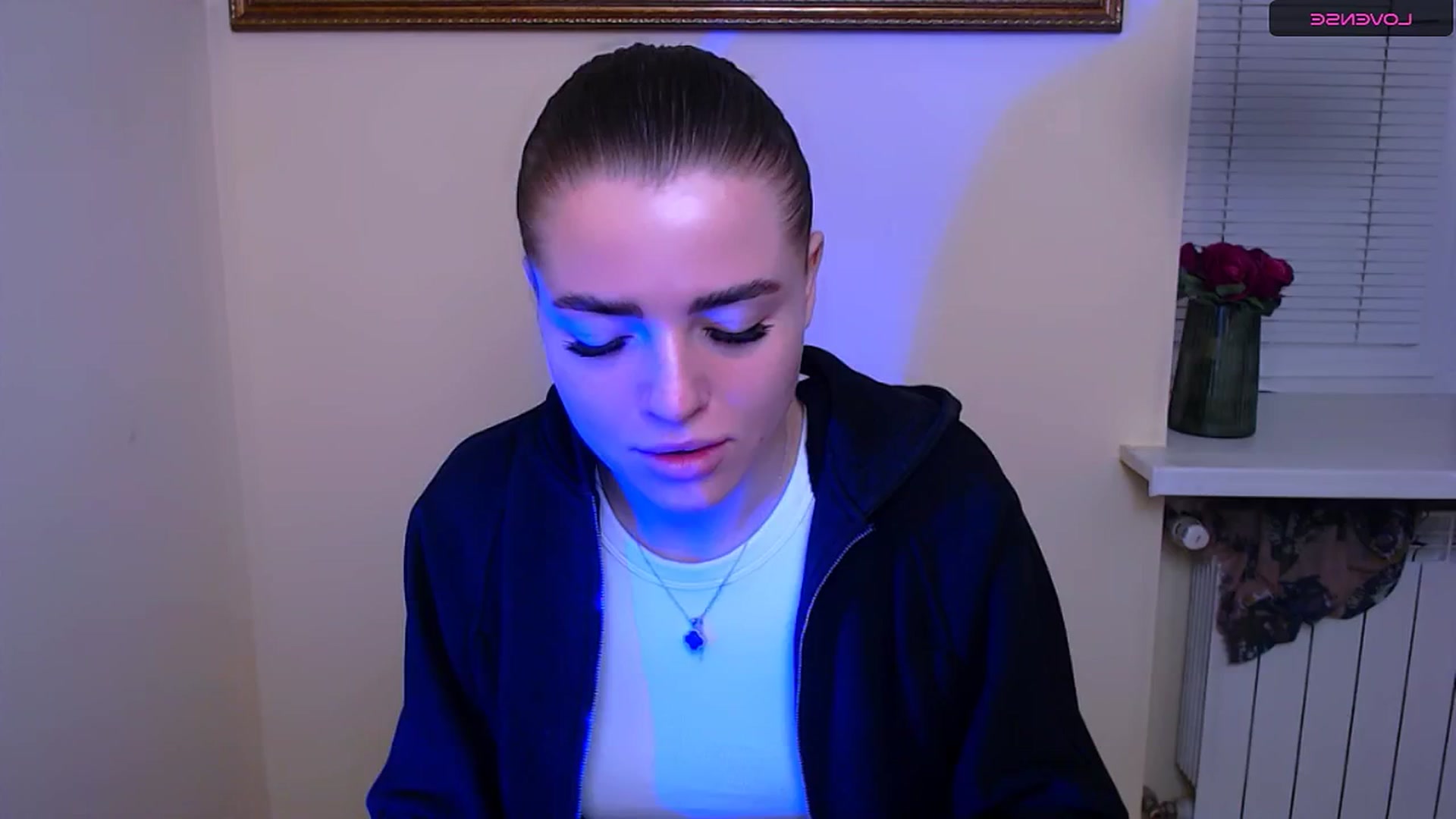 Gallery image thumbnail from MissOli_'s myfreecams stream on, 12/23/2025, 13:53 image 13 of 20
