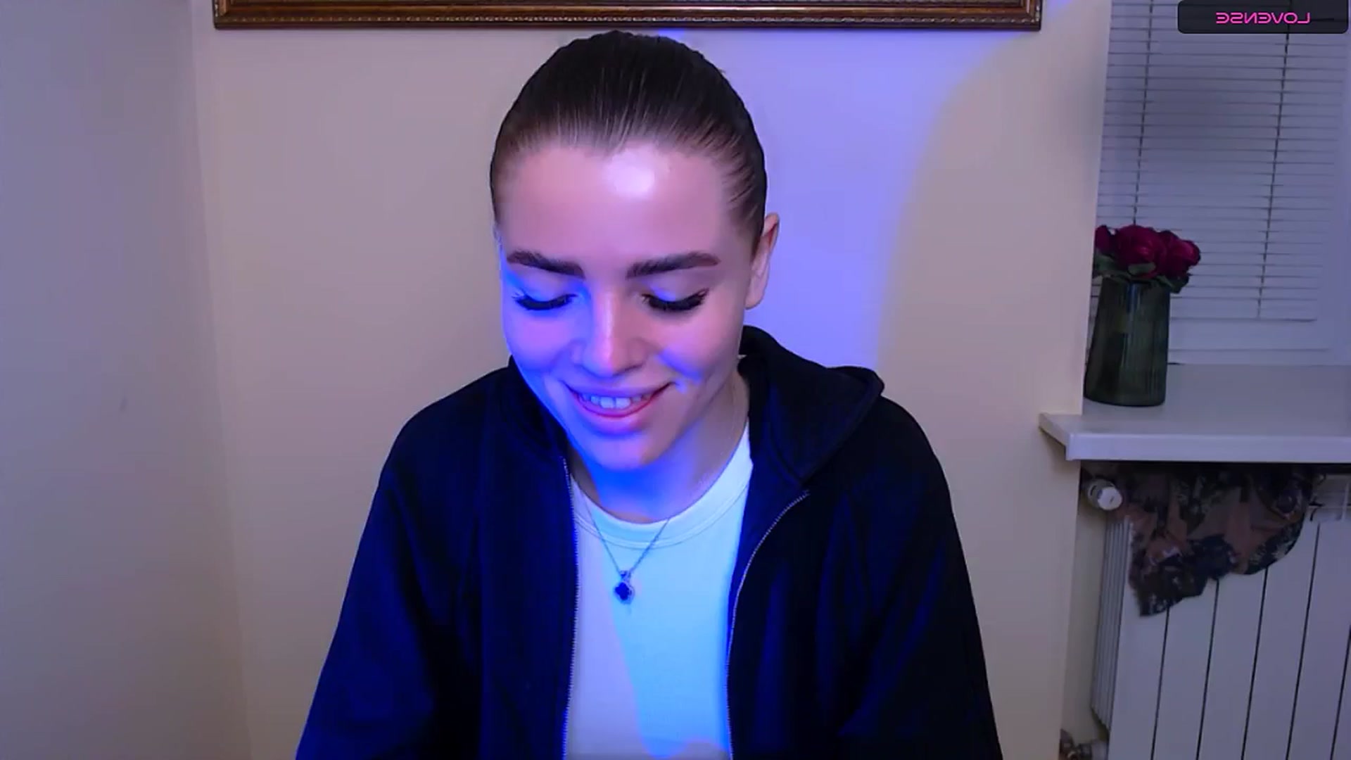 Gallery image thumbnail from MissOli_'s myfreecams stream on, 12/23/2025, 13:53 image 8 of 20