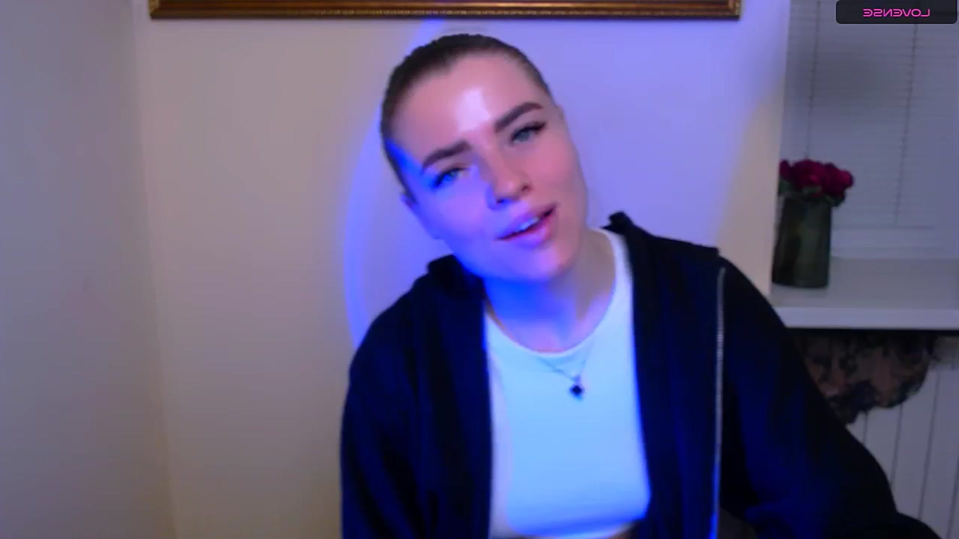 Gallery image thumbnail from MissOli_'s myfreecams stream on, 12/23/2025, 14:53 image 16 of 20