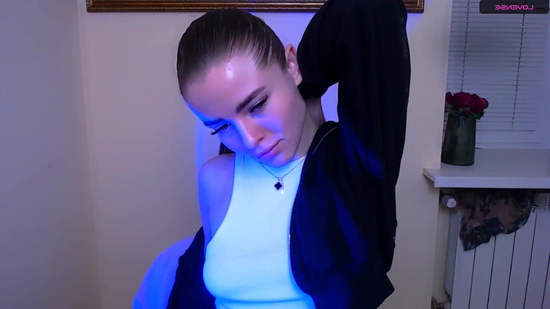 Gallery image thumbnail from MissOli_'s myfreecams stream on, 12/23/2025, 16:35 image 2 of 20