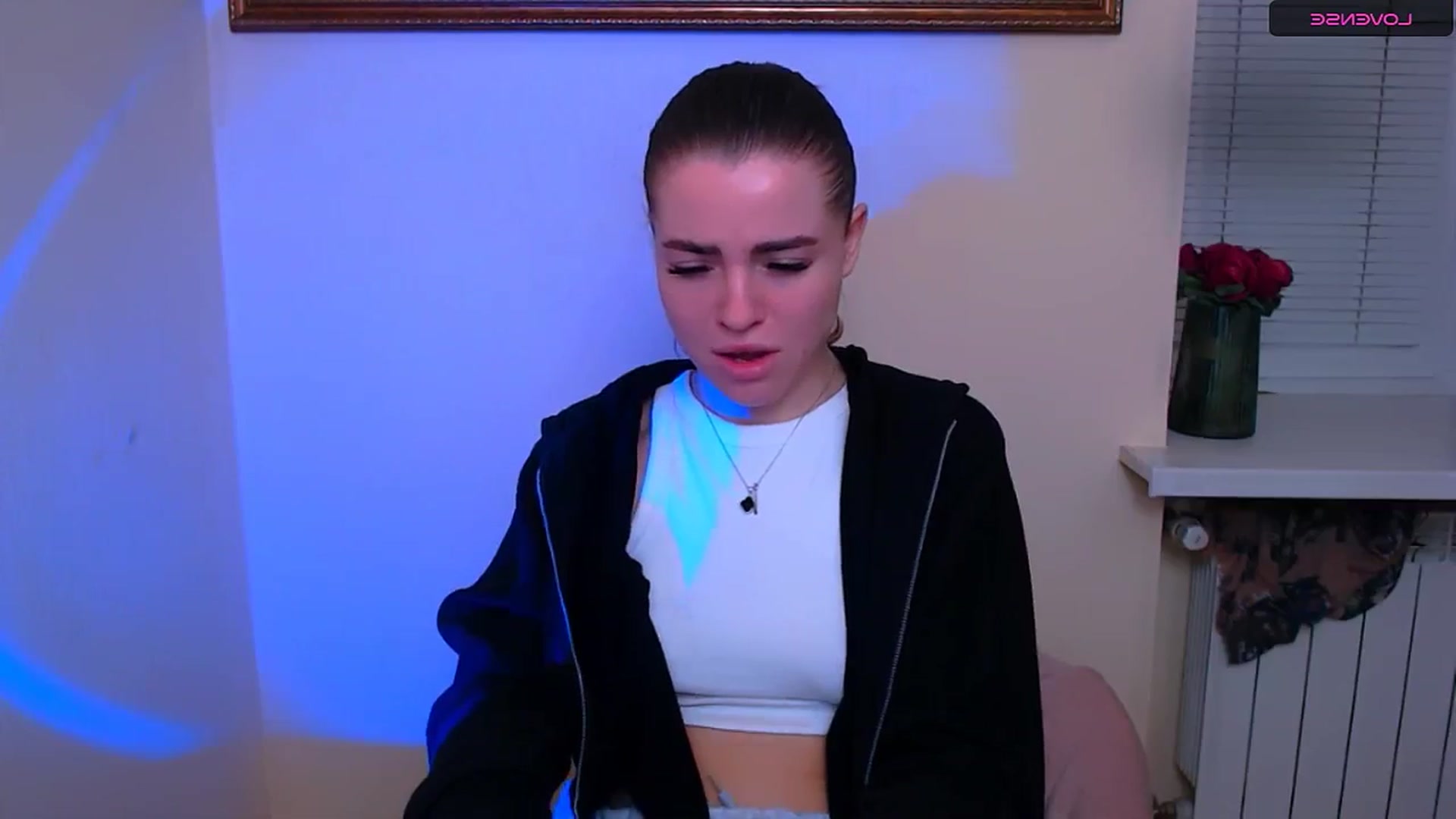 Gallery image thumbnail from MissOli_'s myfreecams stream on, 12/23/2025, 16:35 image 14 of 20
