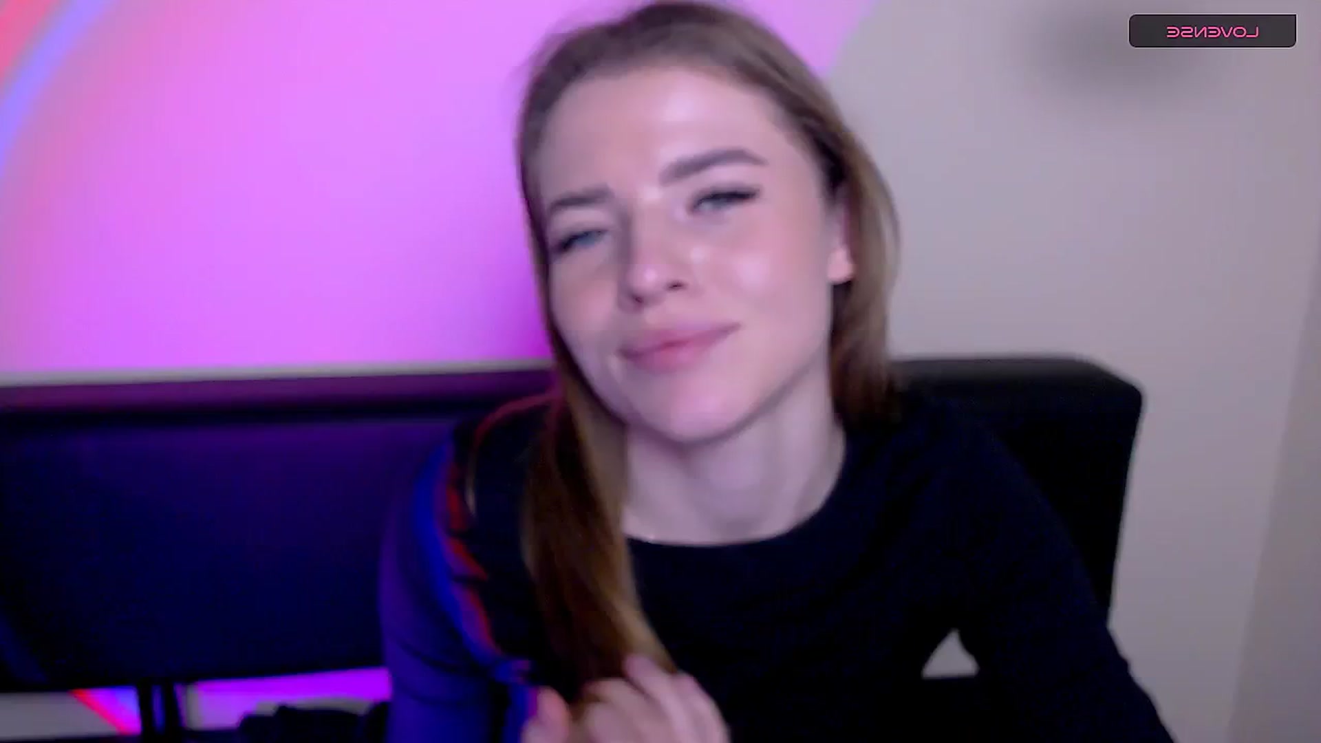 Gallery image thumbnail from MissOli_'s myfreecams stream on, 12/30/2025, 11:41 image 15 of 20
