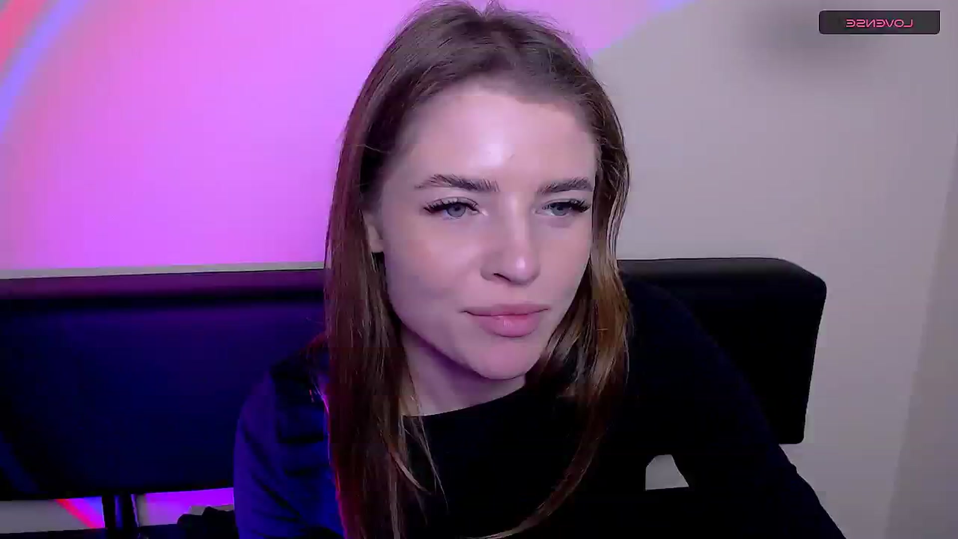 Gallery image thumbnail from MissOli_'s myfreecams stream on, 12/30/2025, 11:41 image 17 of 20