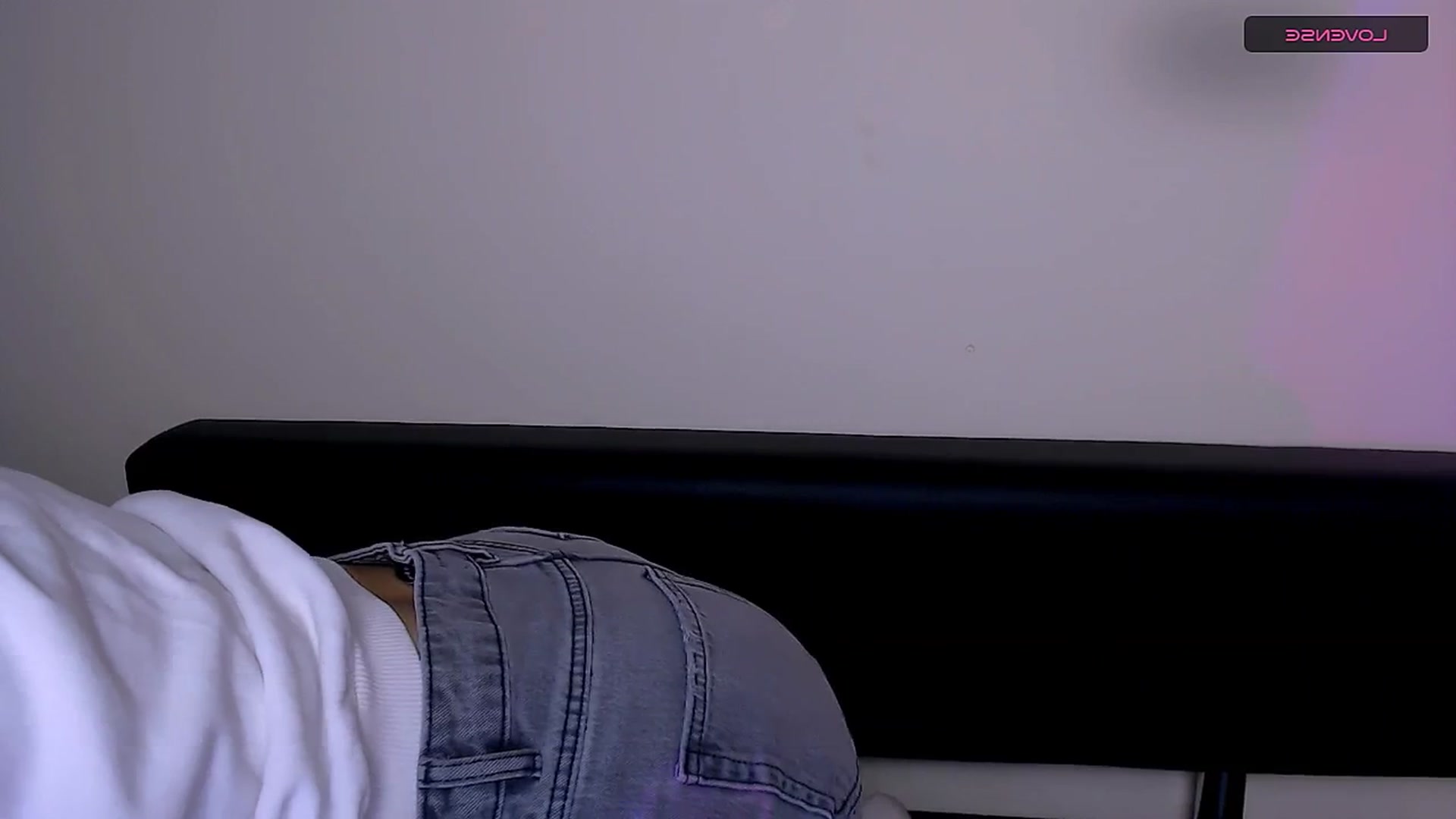 Gallery image thumbnail from MissOli_'s myfreecams stream on, 12/31/2025, 10:14 image 8 of 20