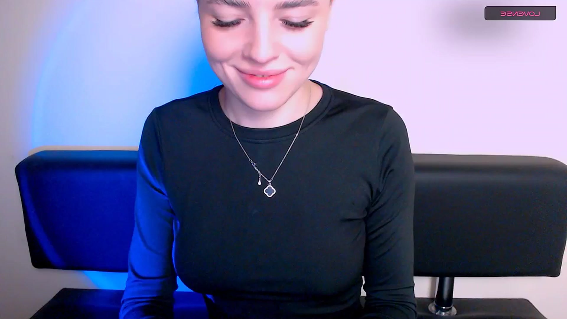 Gallery image thumbnail from MissOli_'s myfreecams stream on, 01/02/2026, 11:54 image 8 of 20