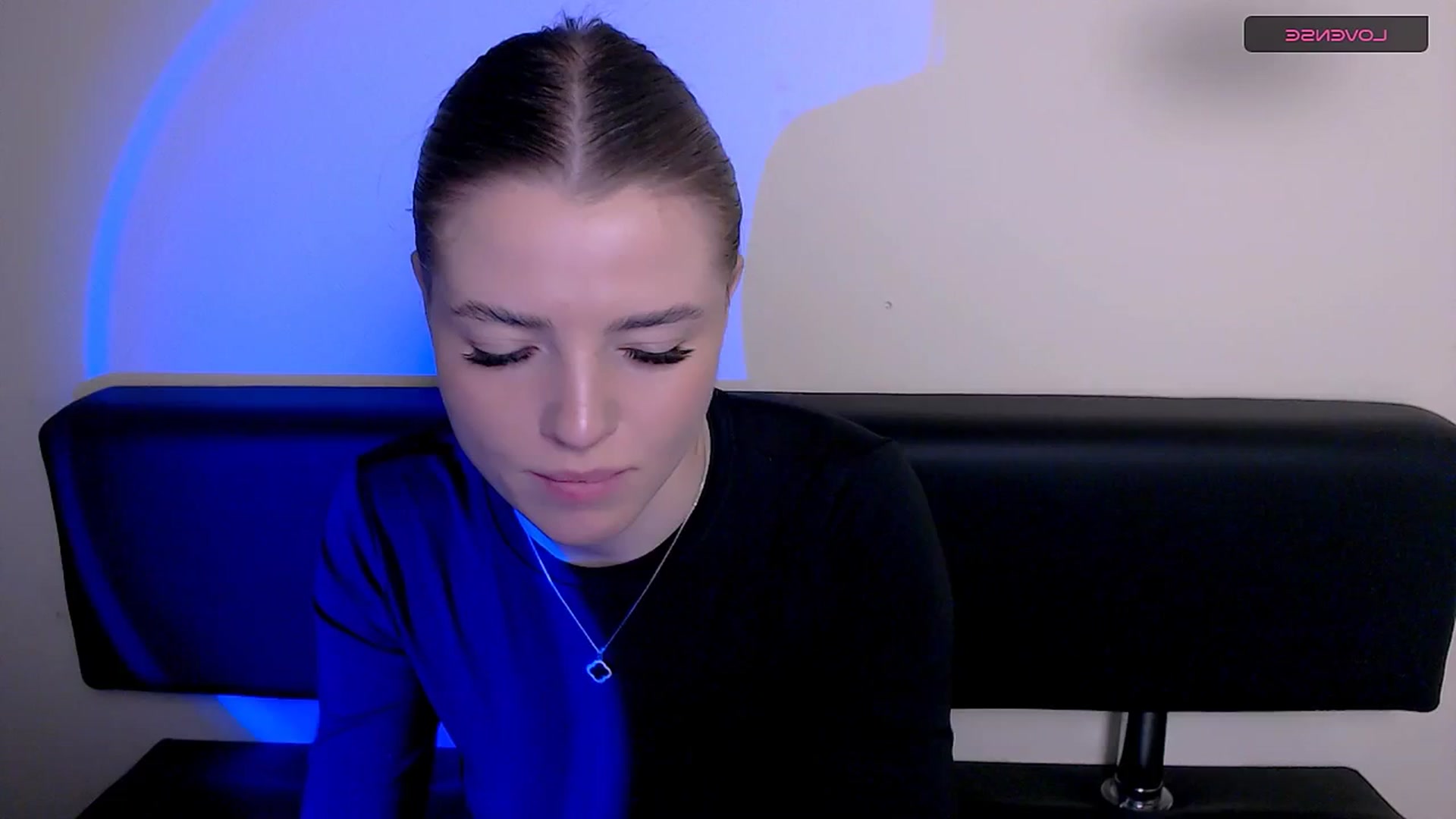 Gallery image thumbnail from MissOli_'s myfreecams stream on, 01/02/2026, 11:54 image 17 of 20