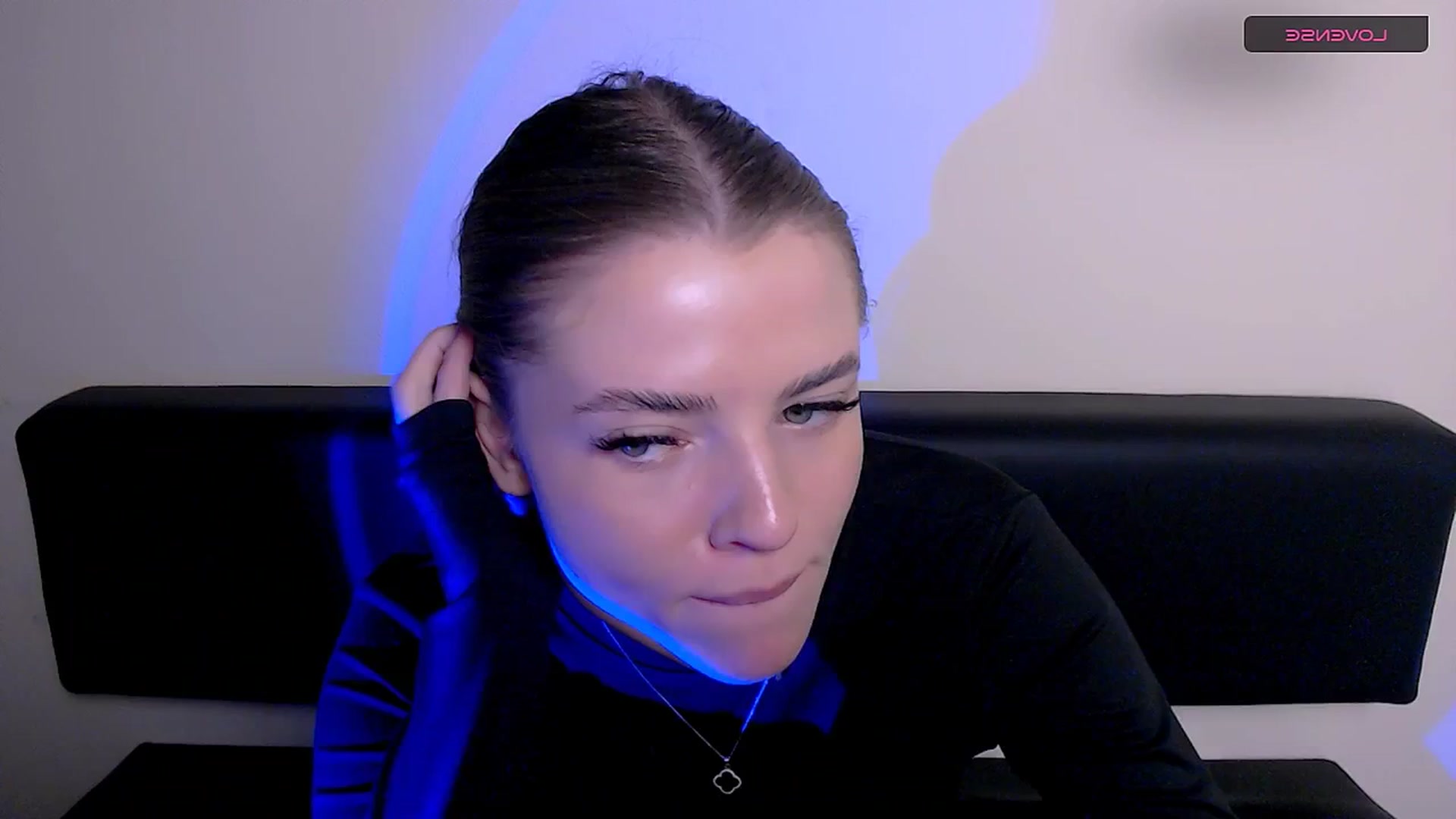 Gallery image thumbnail from MissOli_'s myfreecams stream on, 01/02/2026, 14:39 image 2 of 20