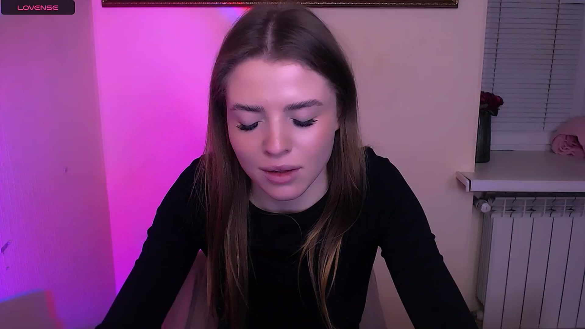 Gallery image thumbnail from MissOli_'s myfreecams stream on, 01/04/2026, 18:23 image 16 of 20