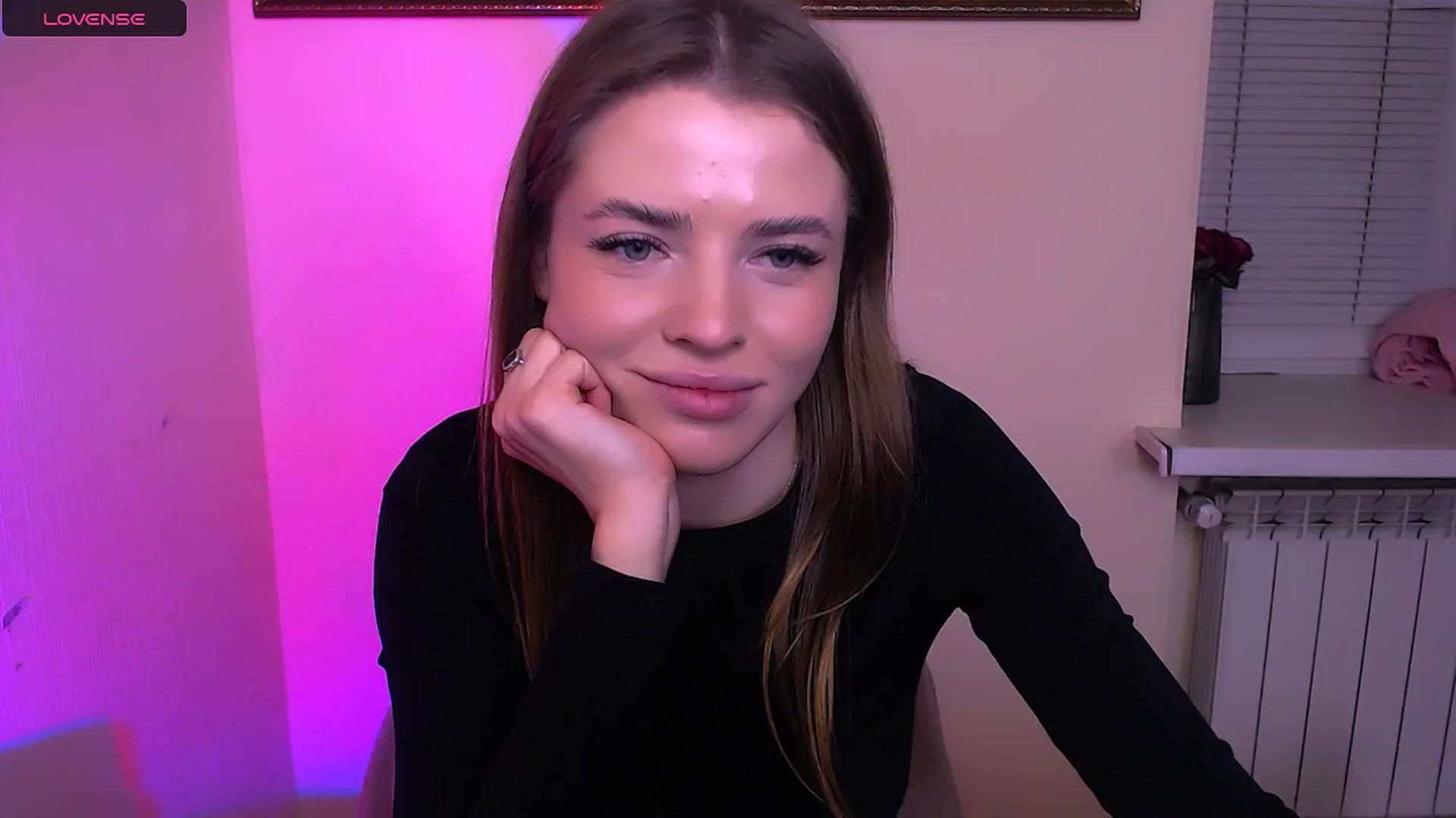 Gallery image thumbnail from MissOli_'s myfreecams stream on, 01/04/2026, 18:23 image 19 of 20