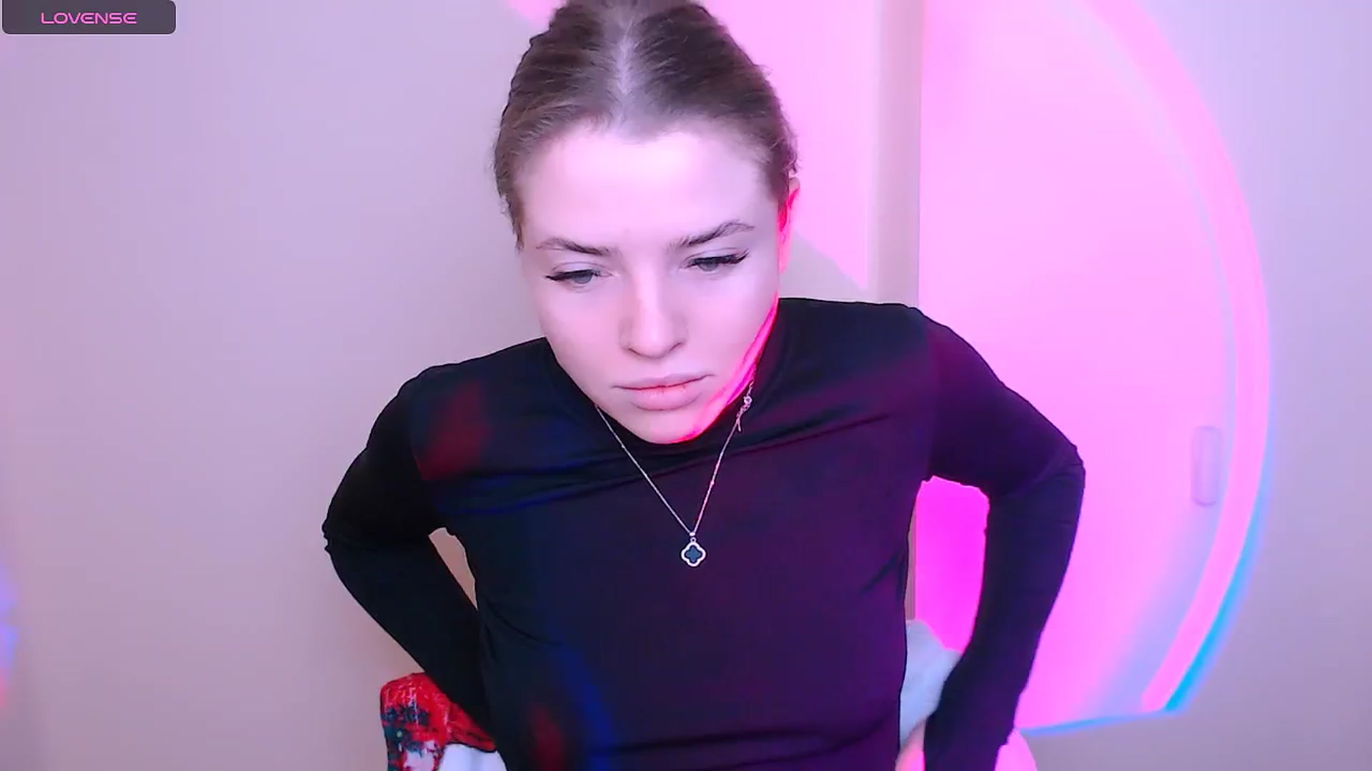 Gallery image thumbnail from MissOli_'s myfreecams stream on, 01/05/2026, 11:36 image 3 of 20