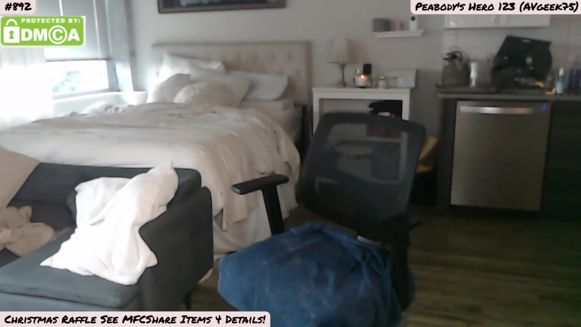 Gallery image thumbnail from MissPeabody's myfreecams stream on, 12/26/2022, 23:06 image 6 of 20