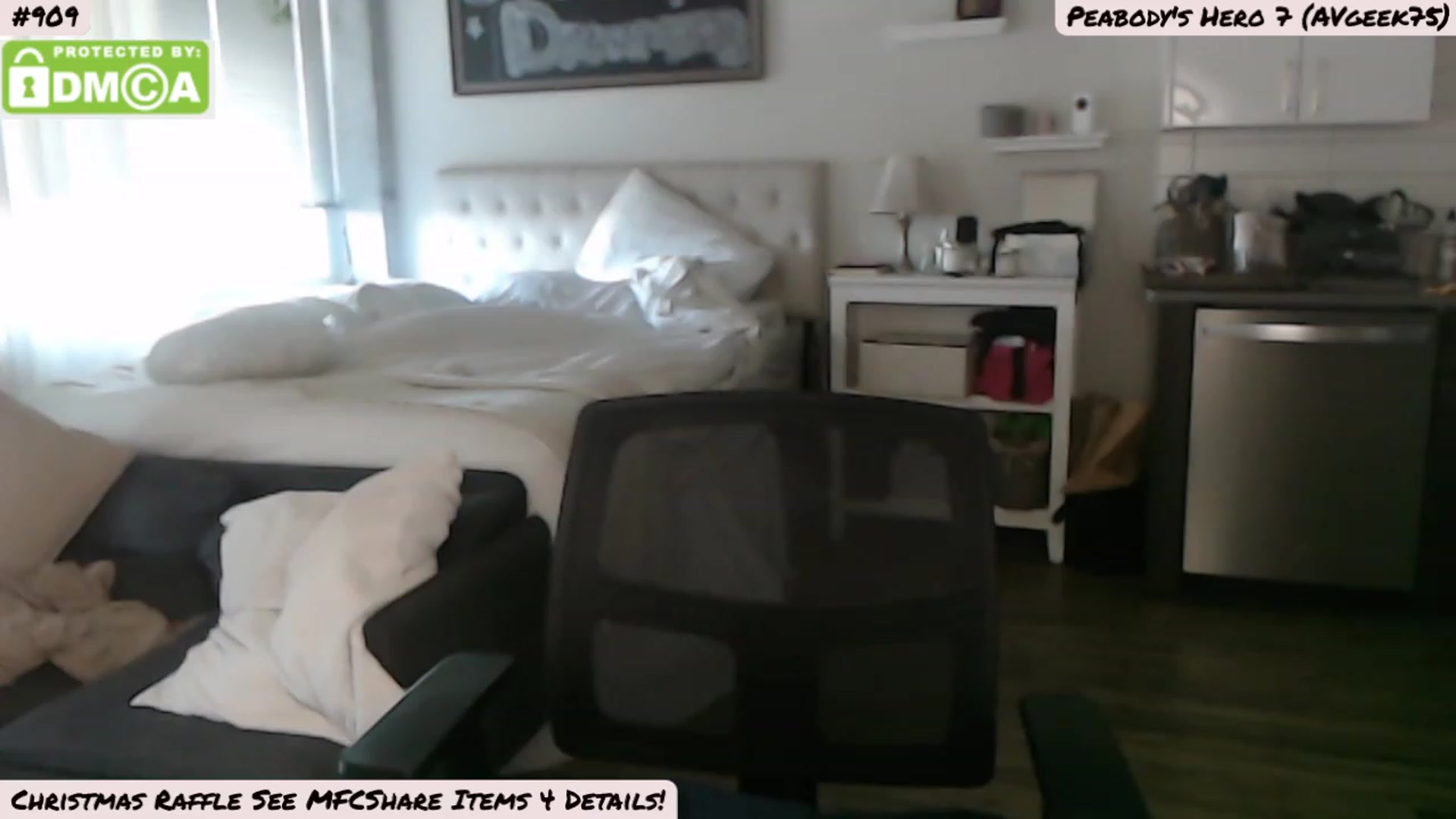 Gallery image thumbnail from MissPeabody's myfreecams stream on, 12/27/2022, 16:31 image 7 of 20