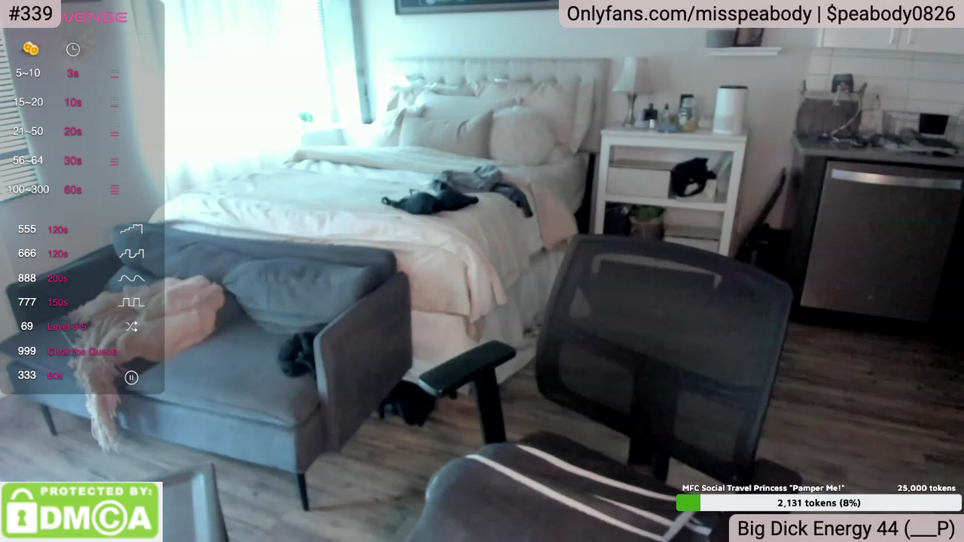 Gallery image thumbnail from MissPeabody's myfreecams stream on, 08/22/2023, 15:35 image 7 of 20