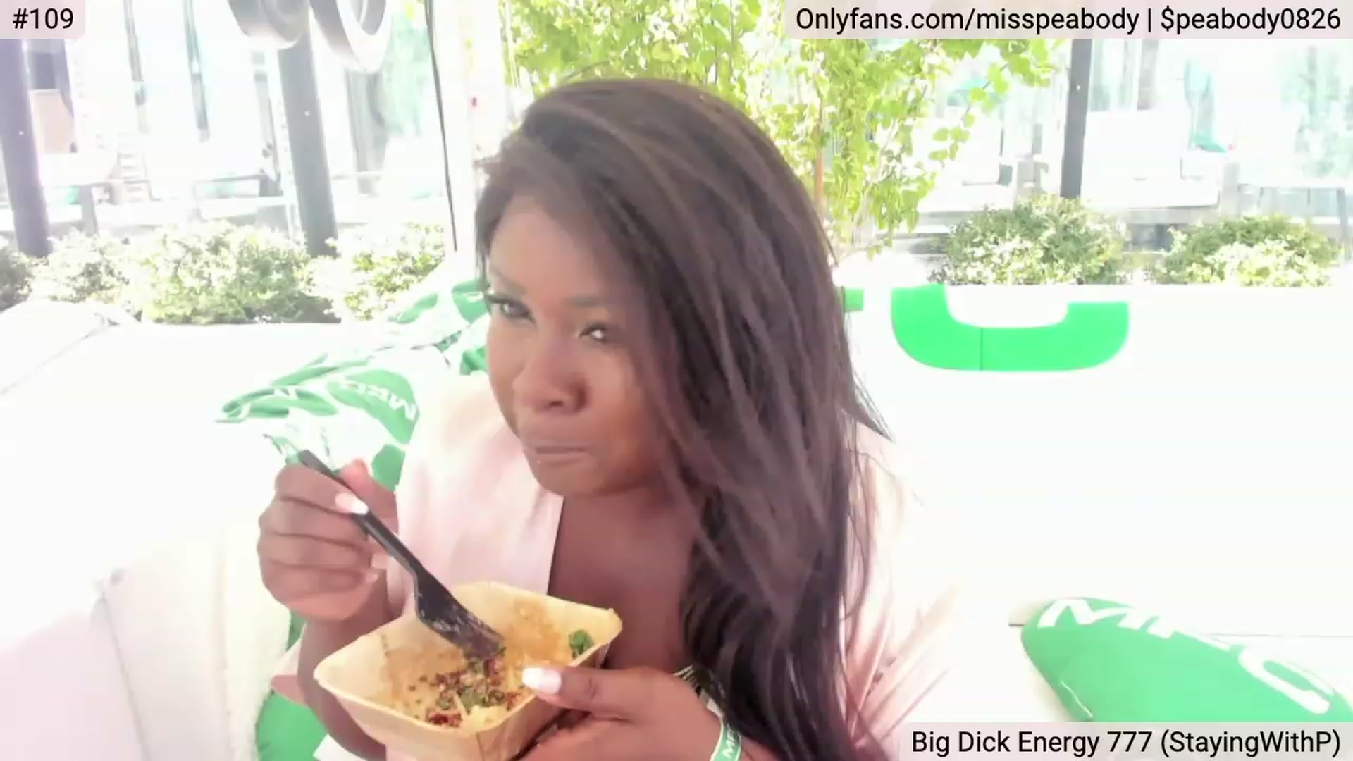 Gallery image thumbnail from MissPeabody's myfreecams stream on, 10/10/2023, 20:40 image 16 of 20