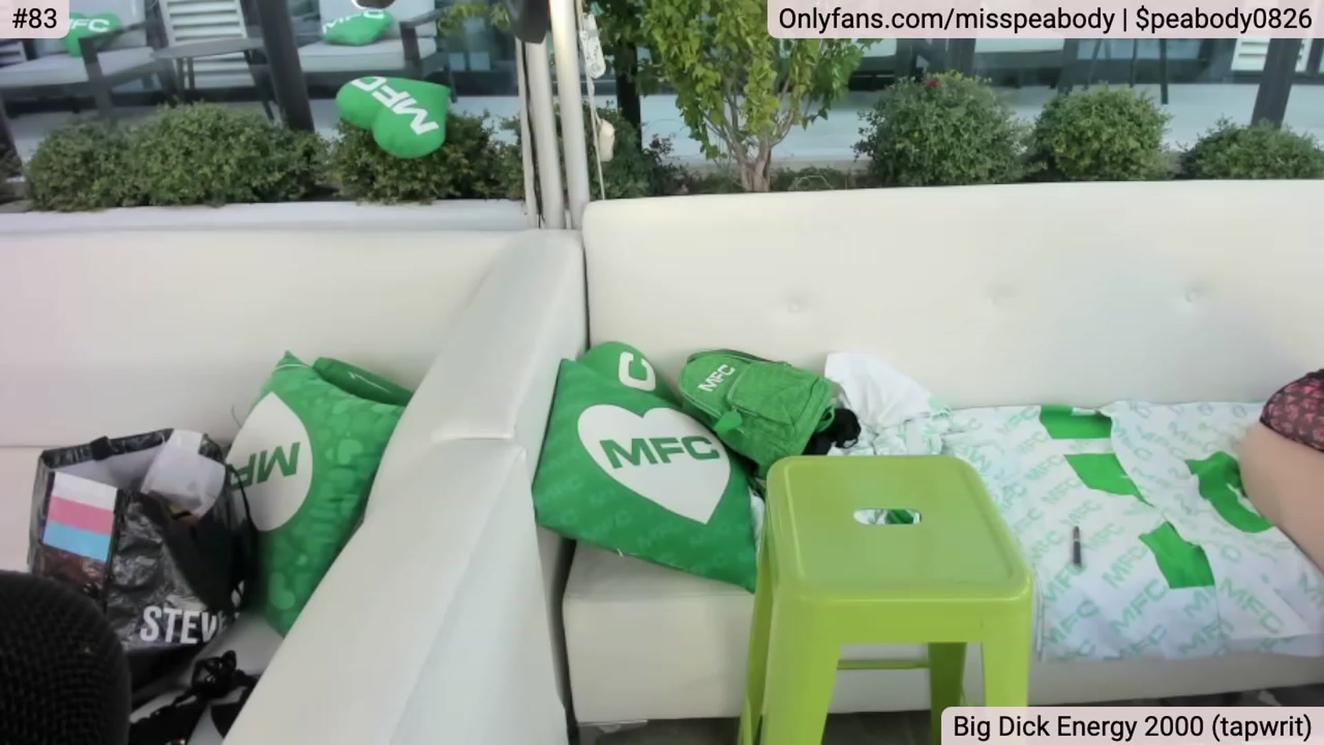 Gallery image thumbnail from MissPeabody's myfreecams stream on, 10/12/2023, 24:20 image 10 of 20