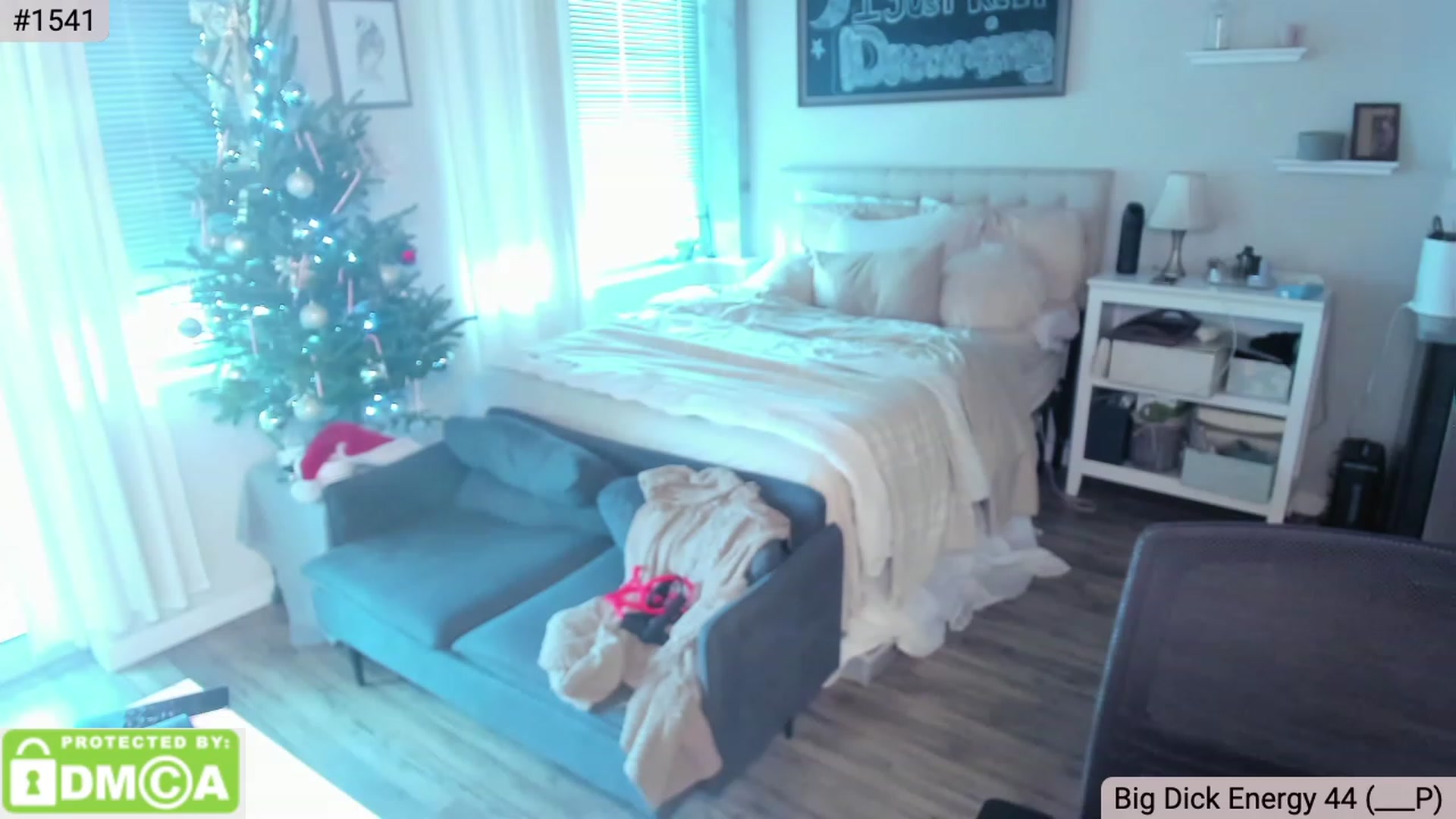 Gallery image thumbnail from MissPeabody's myfreecams stream on, 12/12/2023, 14:13 image 3 of 20