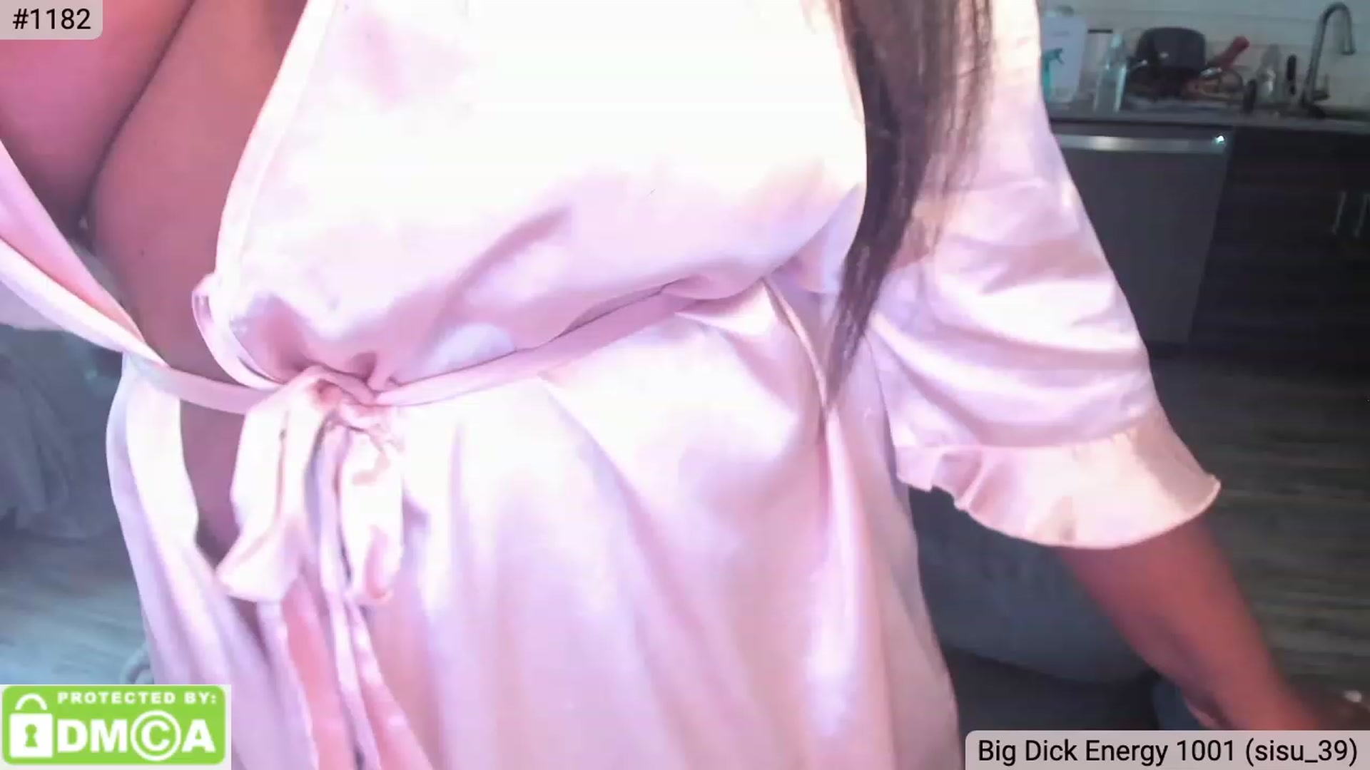 Gallery image thumbnail from MissPeabody's myfreecams stream on, 12/27/2023, 19:18 image 10 of 20